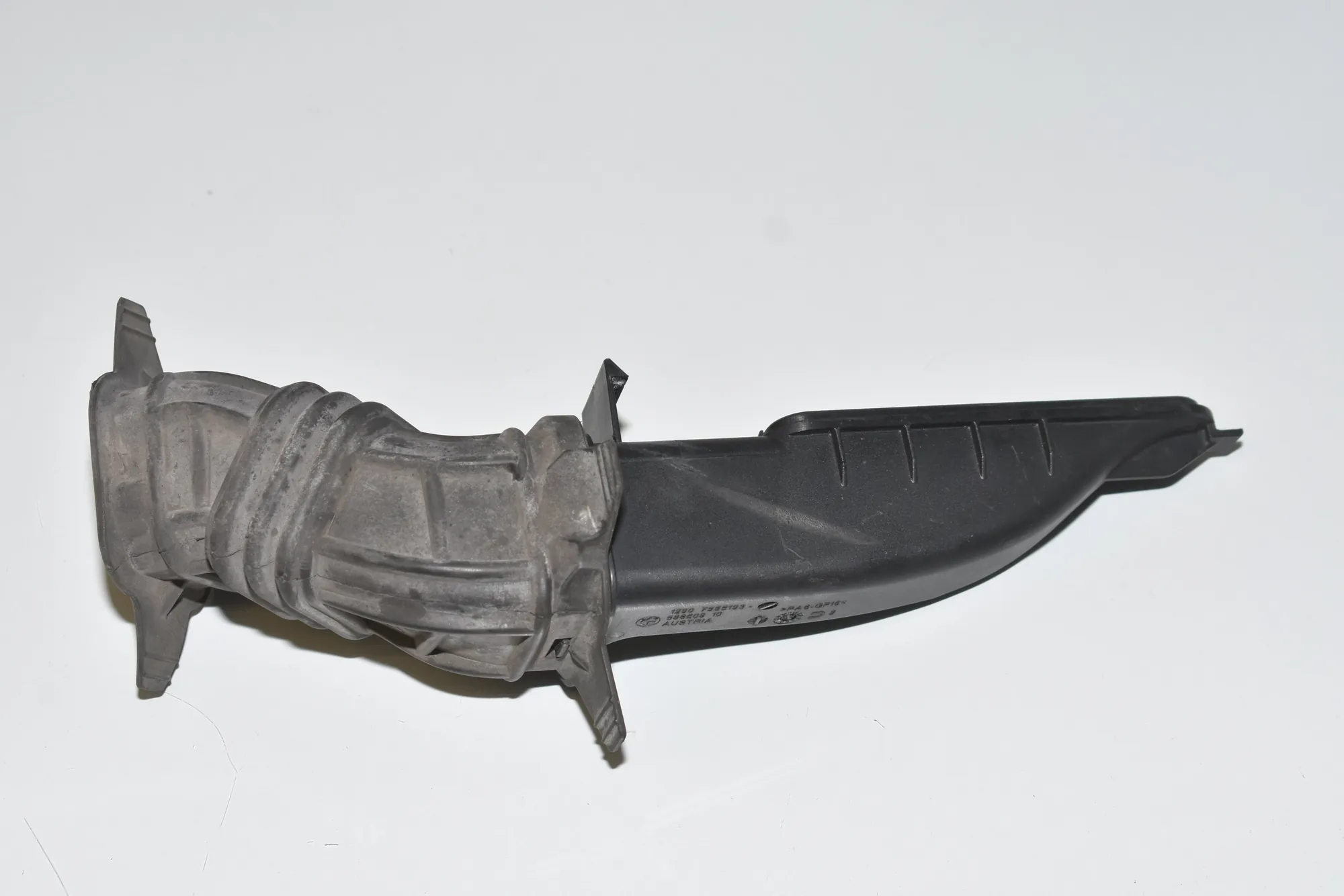 Other Body Parts – OEM 12907555193 · BMW 5 Gran Turismo (F07) 530 d 2010 – 3