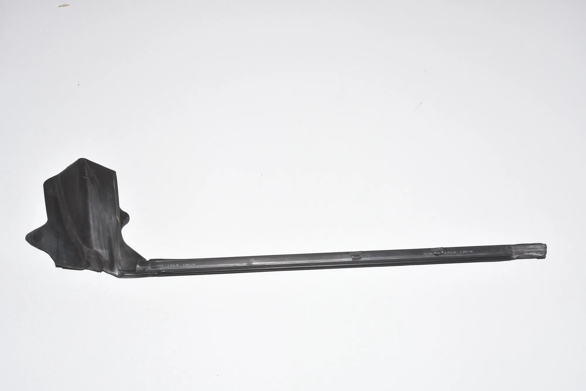 Rear Left Door Rubber Seal – OEM 7196395 · BMW 5 Gran Turismo (F07) 530 d 2010 – 2