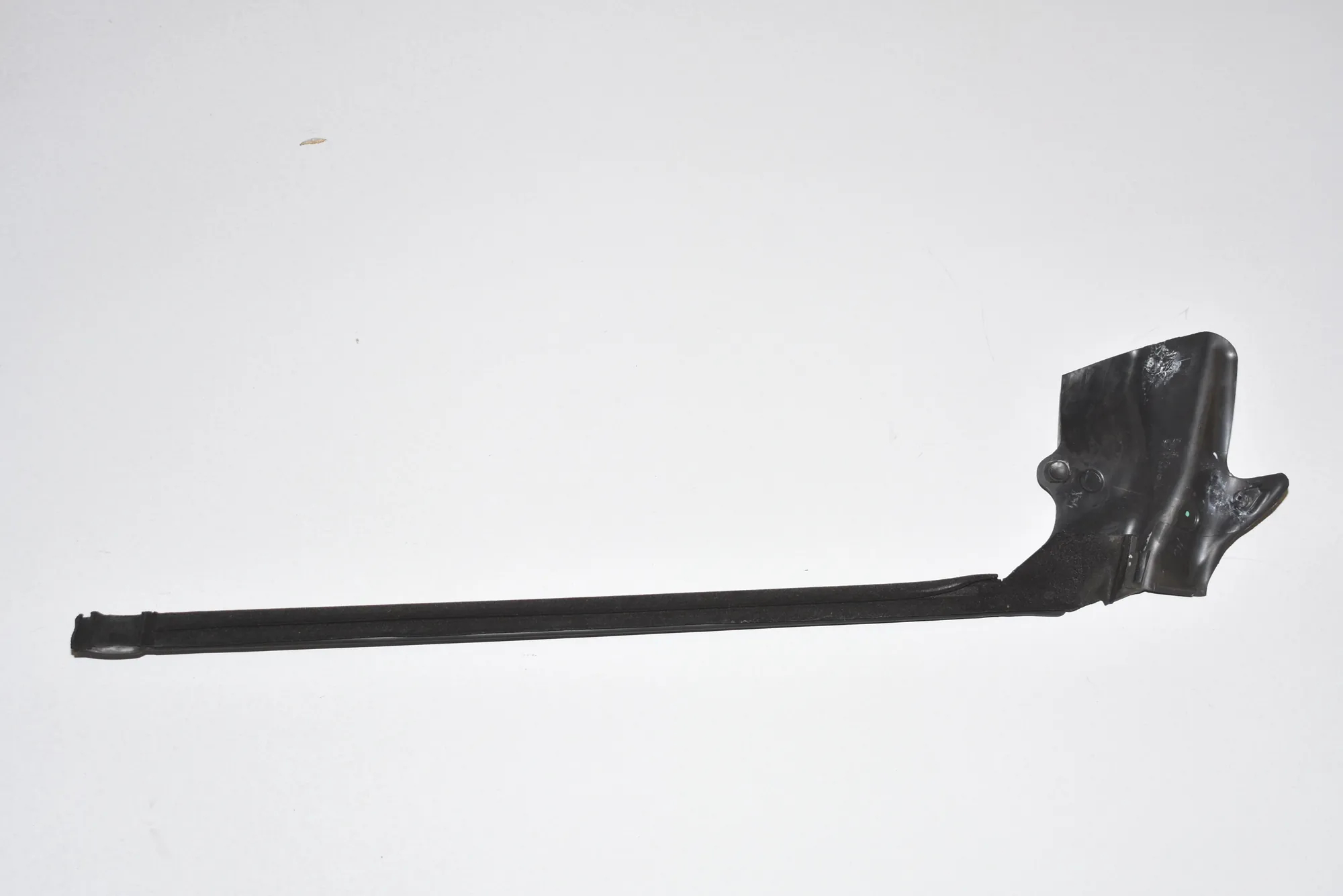 Rear Left Door Rubber Seal – OEM 7196395 · BMW 5 Gran Turismo (F07) 530 d 2010