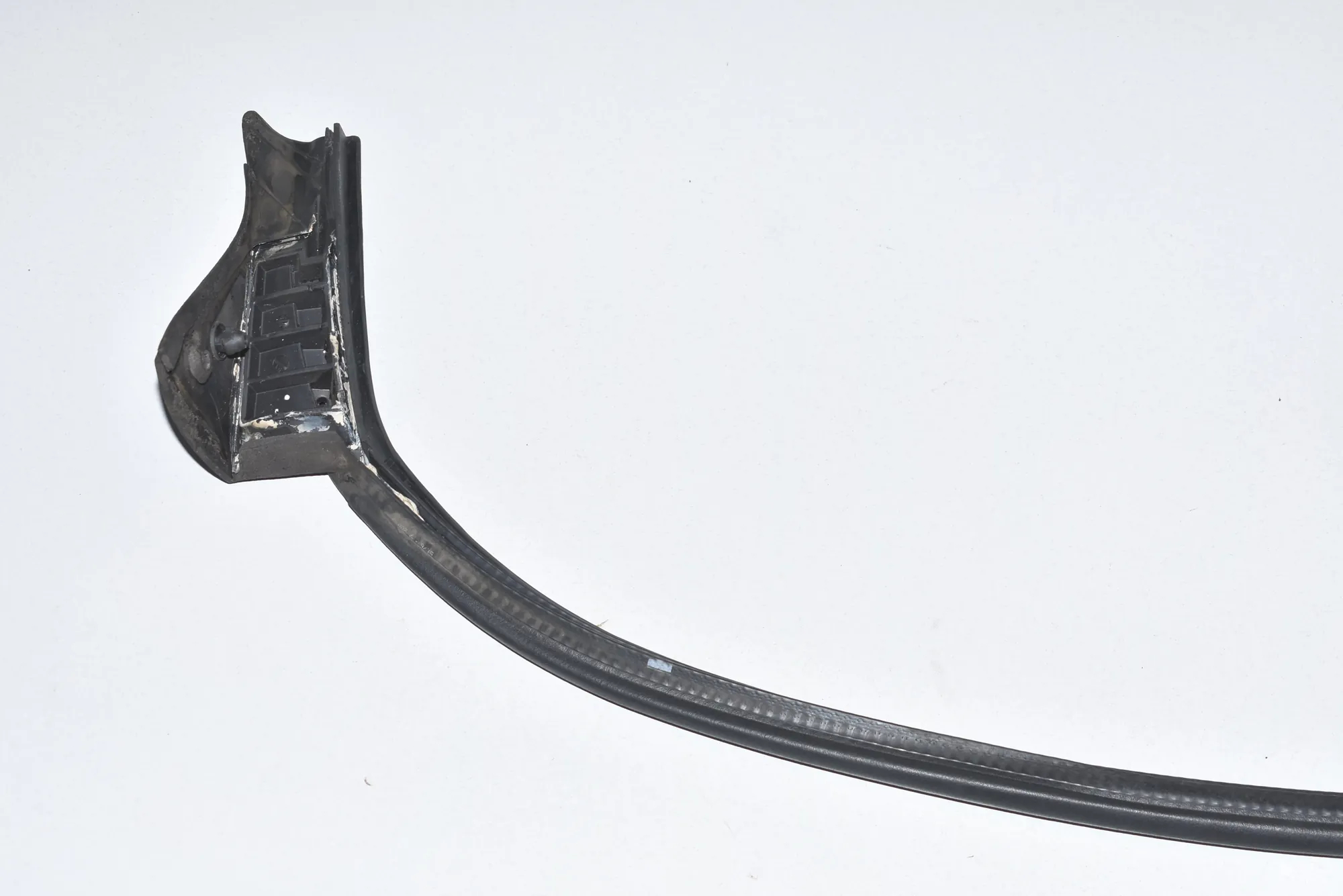 Tailgate Rubber Seal – OEM 51767237487 · BMW 5 Gran Turismo (F07) 530 d 2010 – 2