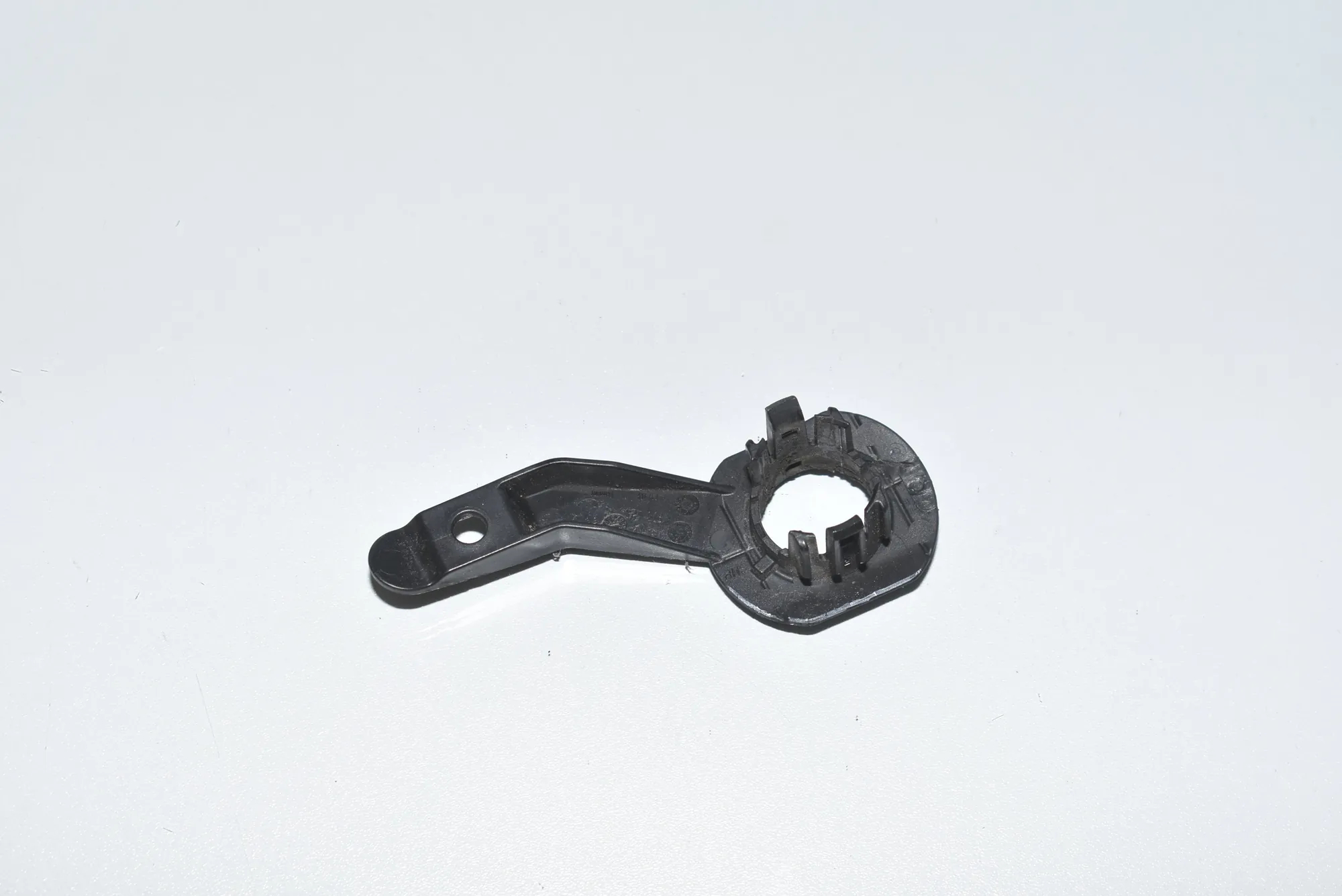 Parking Sensor Holder – OEM 51127445160 · BMW 3 Touring (F31) 318 d 2018 – 3
