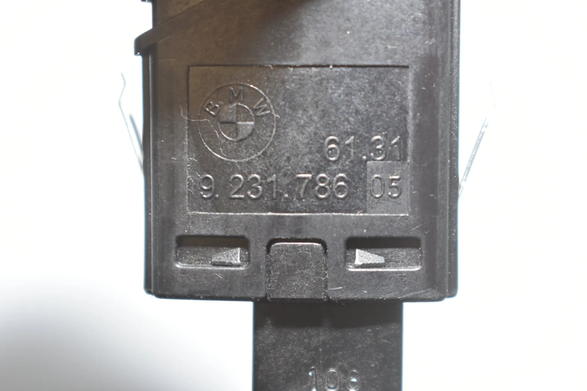 Hazard Button – OEM 61319231786 · BMW 3 Touring (F31) 318 d 2018 – 4