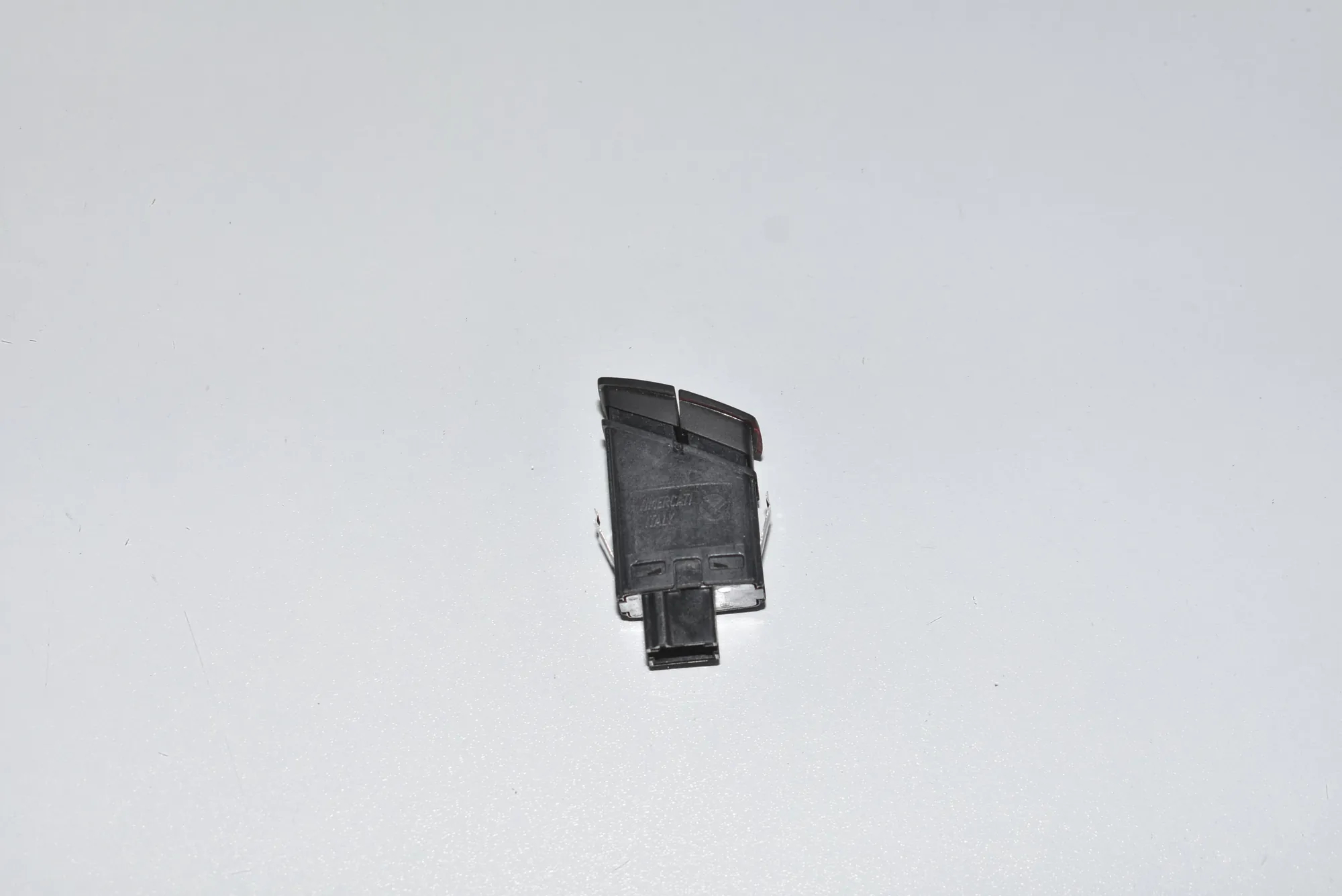 Hazard Button – OEM 61319231786 · BMW 3 Touring (F31) 318 d 2018 – 3