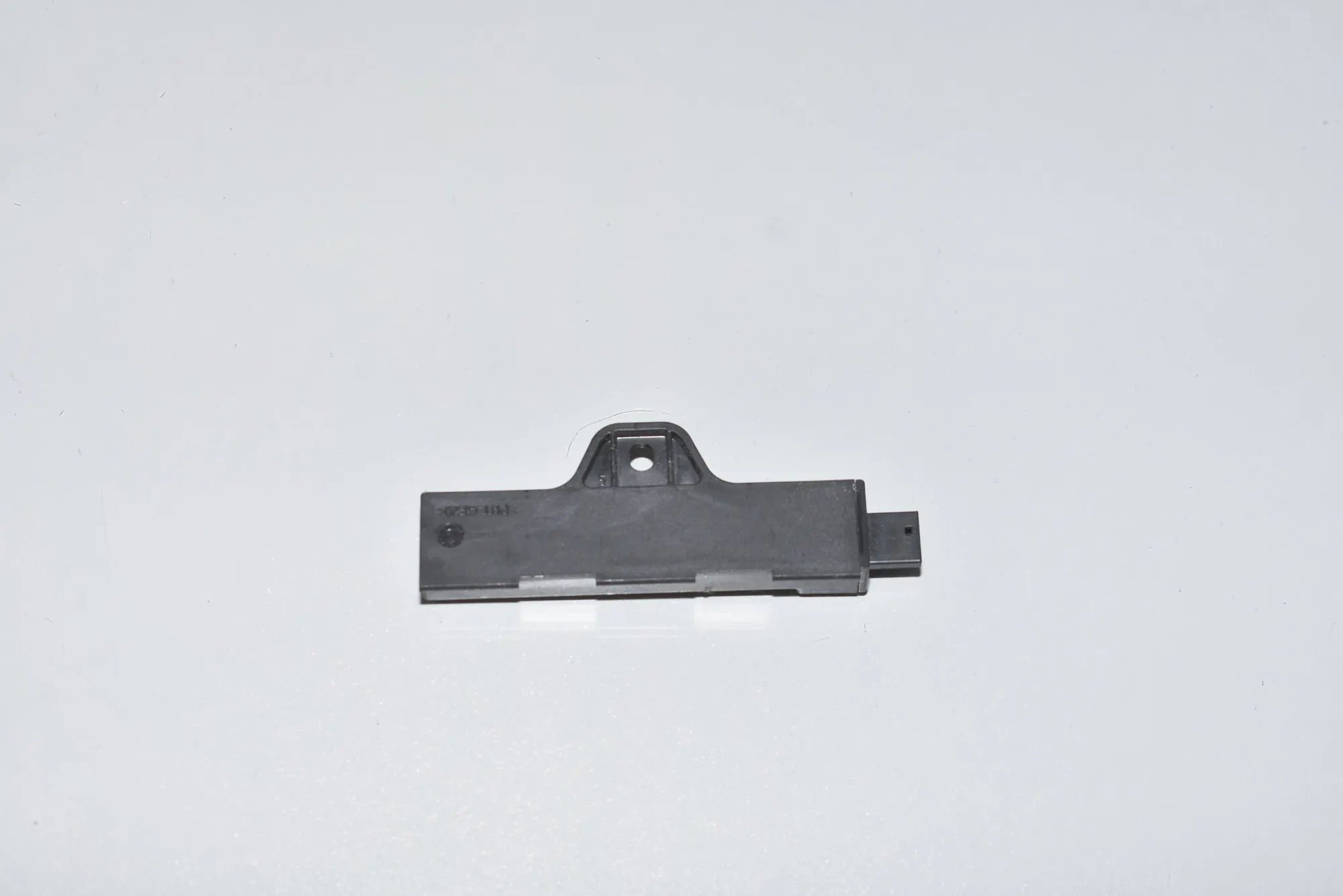 Antenna – OEM 65209220832 · BMW 3 Touring (F31) 318 d 2018 – 3