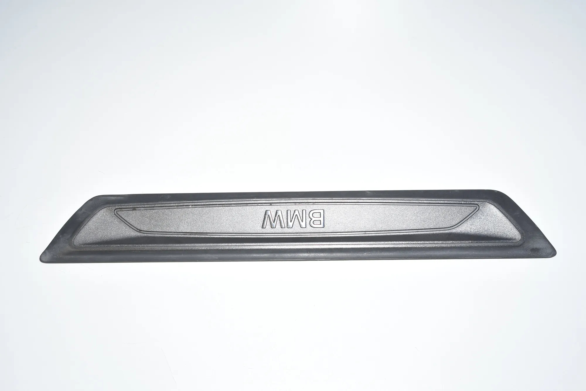 Front Left Sill Trim – OEM 51477263315 · BMW 3 Touring (F31) 318 d 2018 – 2