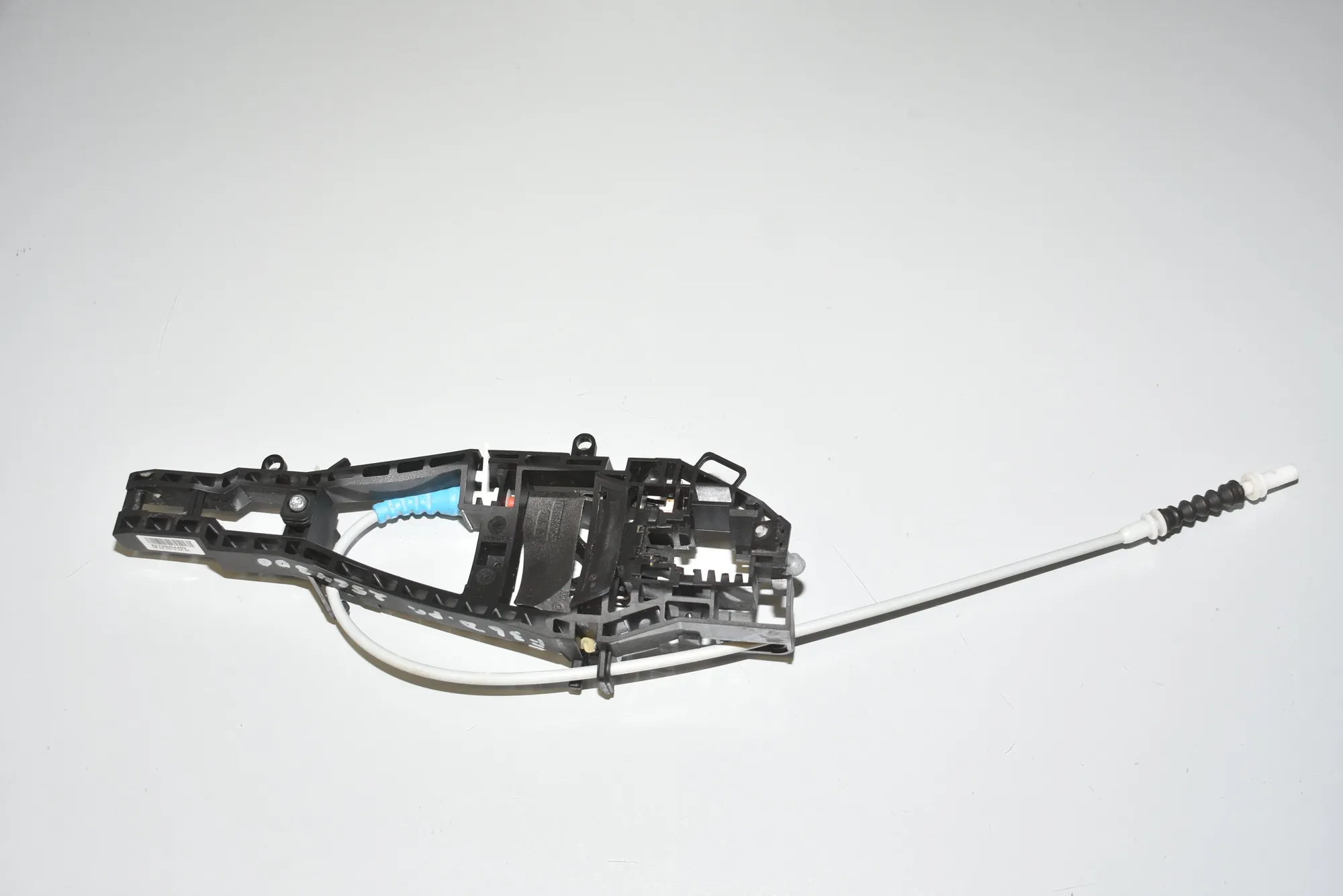 Front Right Door Interior Handle Frame – OEM 7291405 · BMW 4 Gran Coupe (F36) 435 d xDrive 2016 – 2