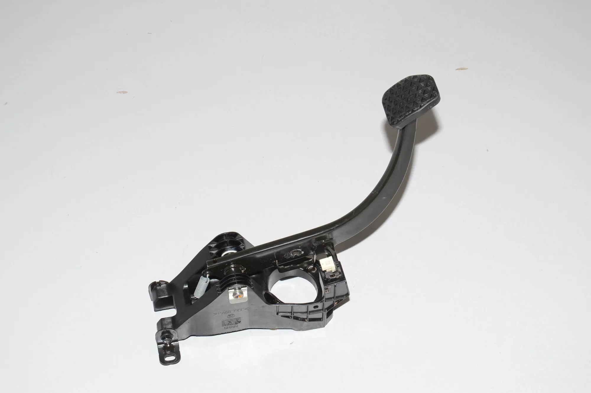 Brake Pedal – OEM 35006799925 · BMW i3 (I01) BMW i3 (I01) Electric 2019 – 2