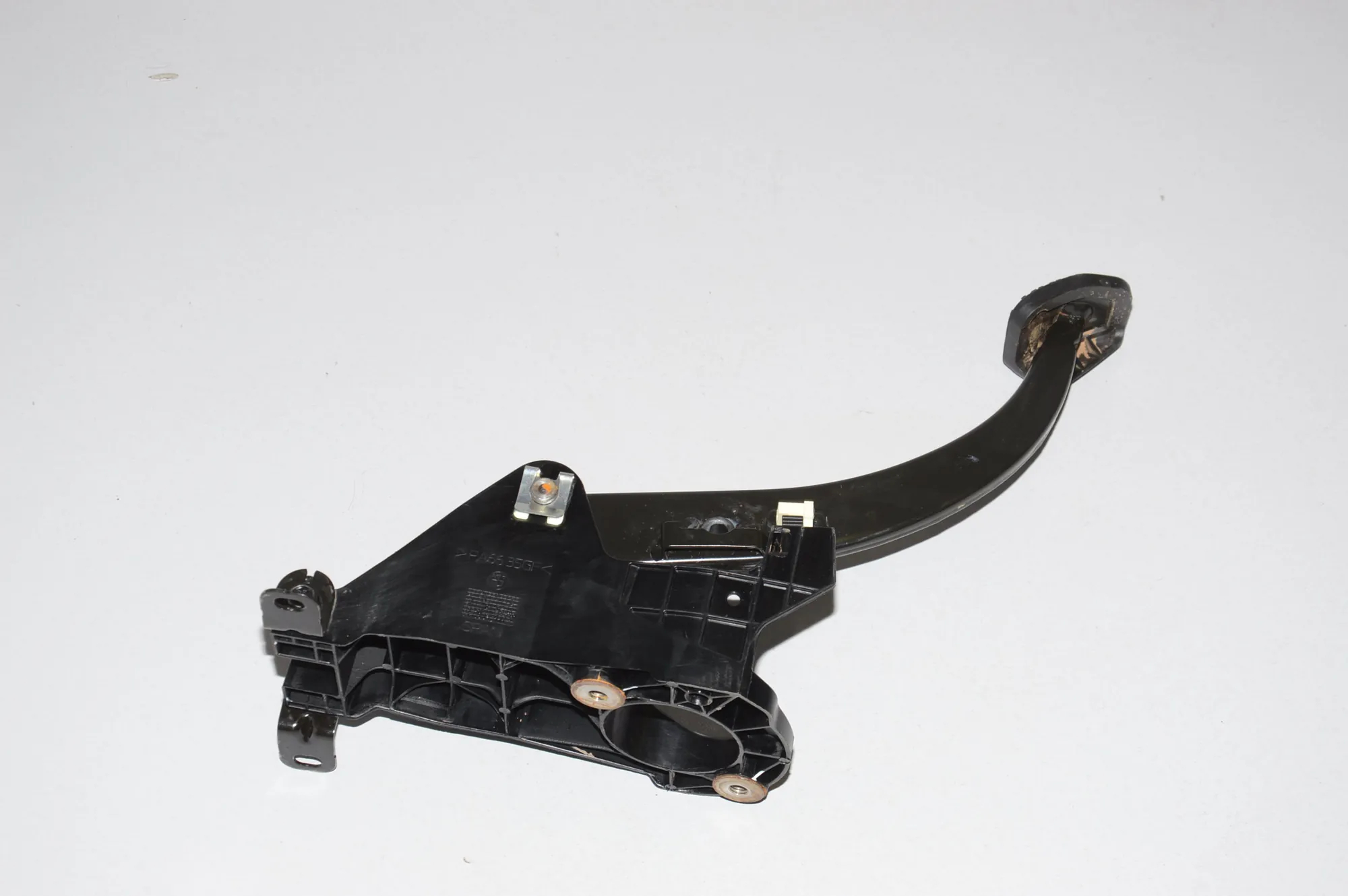 Brake Pedal – OEM 35006799925 · BMW i3 (I01) BMW i3 (I01) Electric 2019 – 4
