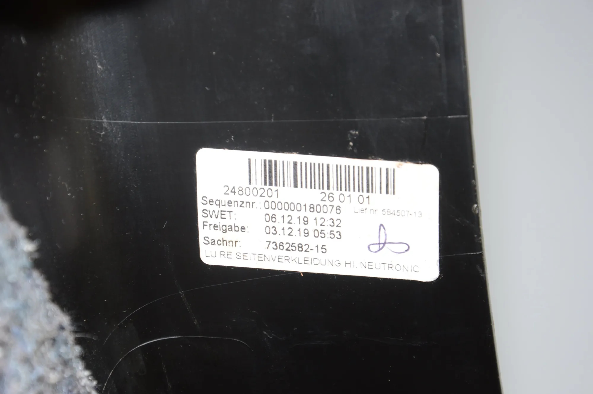 Right Side Pillar Trim – OEM 7272428 · BMW i3 (I01) BMW i3 (I01) Electric 2019 – 5