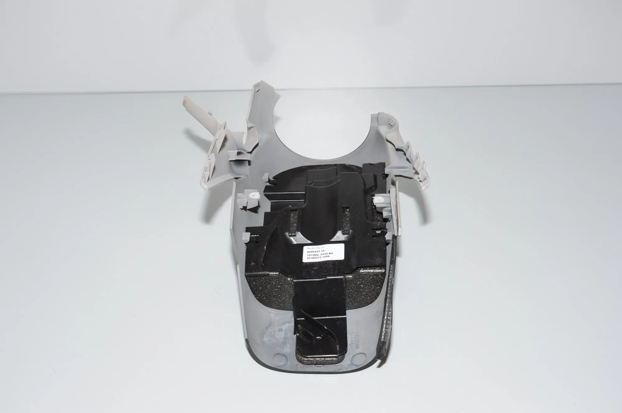 Steering Mechanism Trim – OEM 51459288432 · BMW i3 (I01) BMW i3 (I01) Electric 2019 – 5