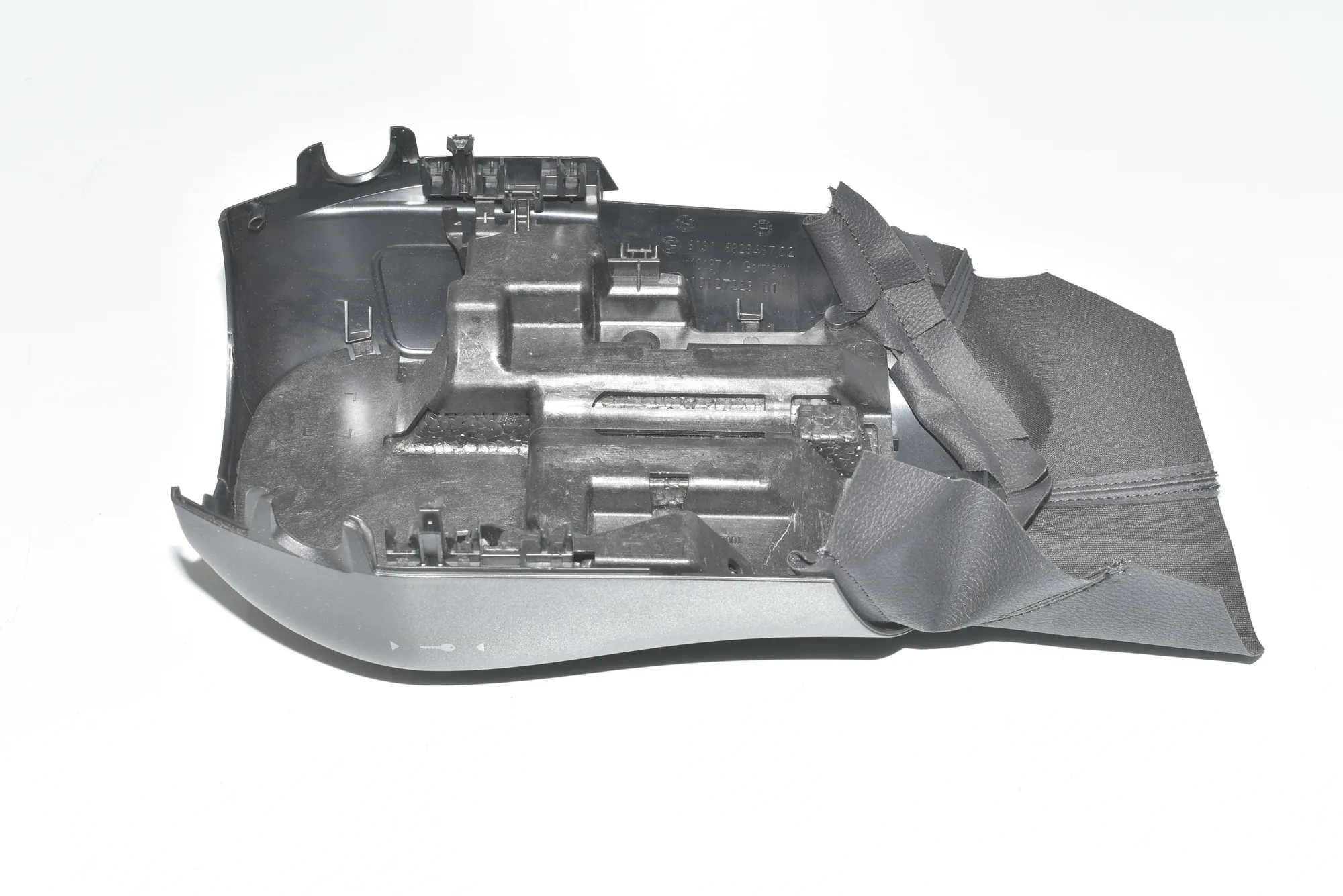 Steering Mechanism Trim – OEM 6823467 · BMW 3 Touring (F31) 318 d 2018 – 3