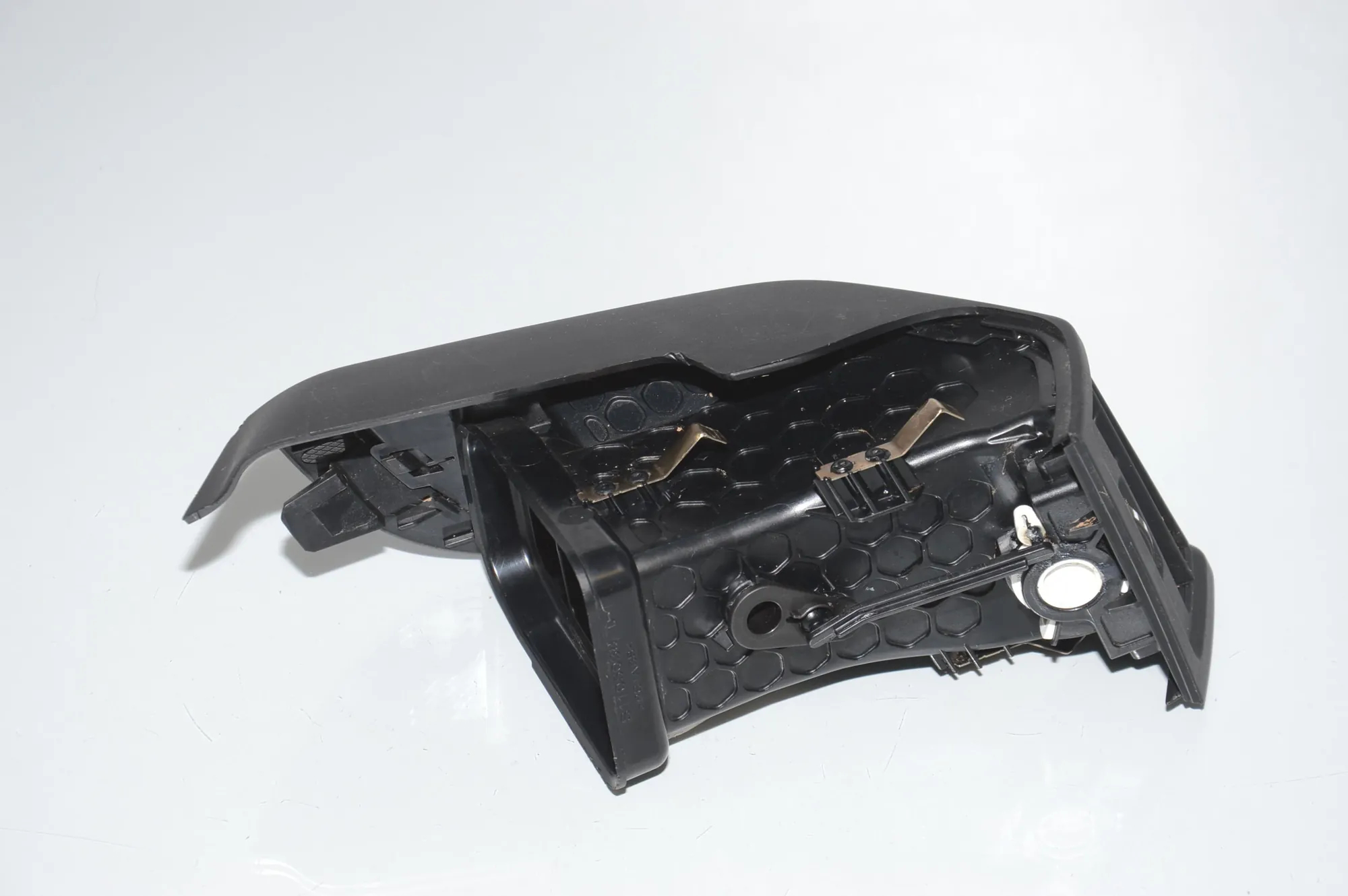 Dashboard Air Vents – OEM 64229283003 · BMW i3 (I01) BMW i3 (I01) Electric 2019 – 2