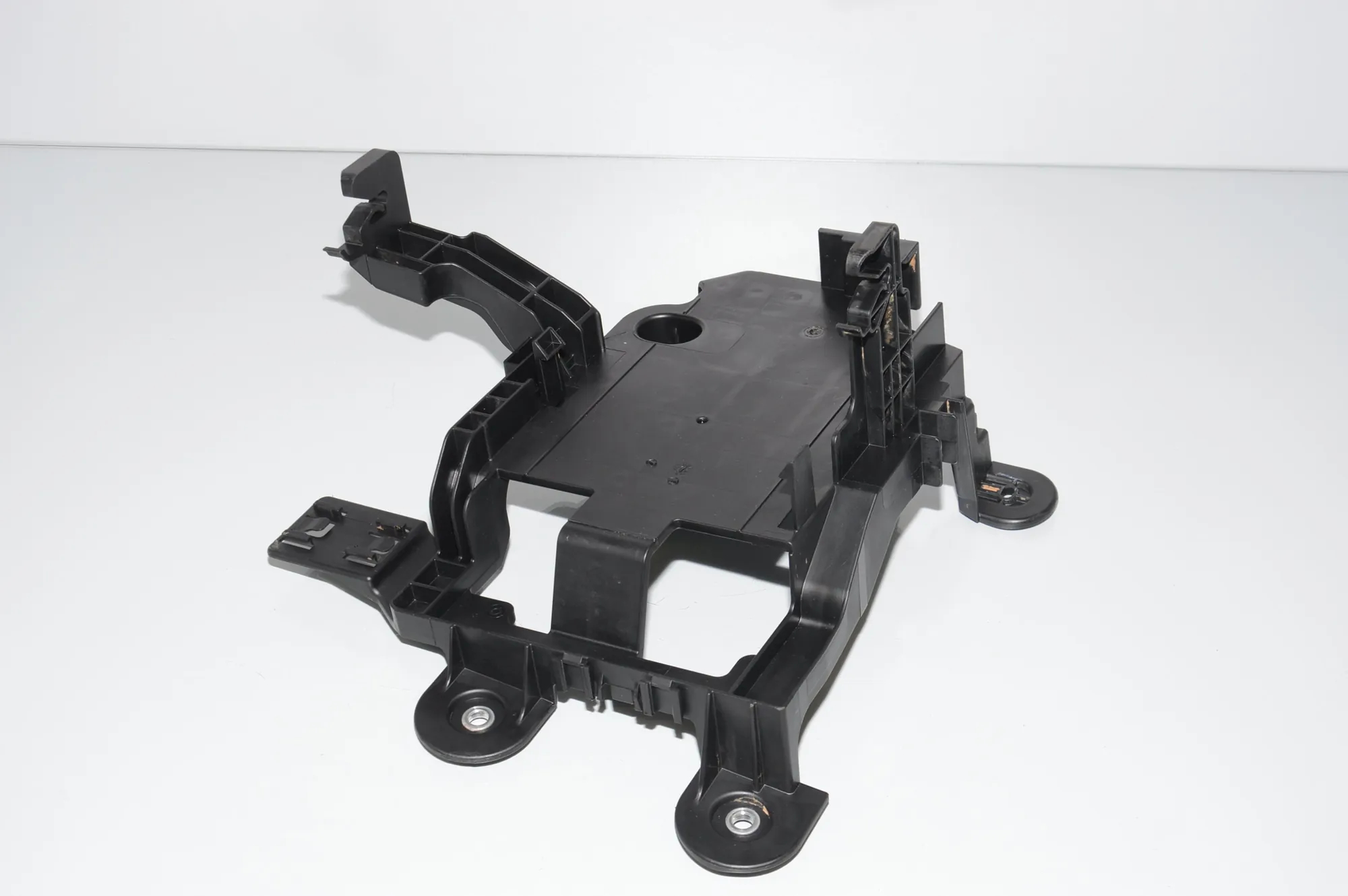 Bracket – OEM 61139265643 · BMW i3 (I01) BMW i3 (I01) Electric 2019 – 2