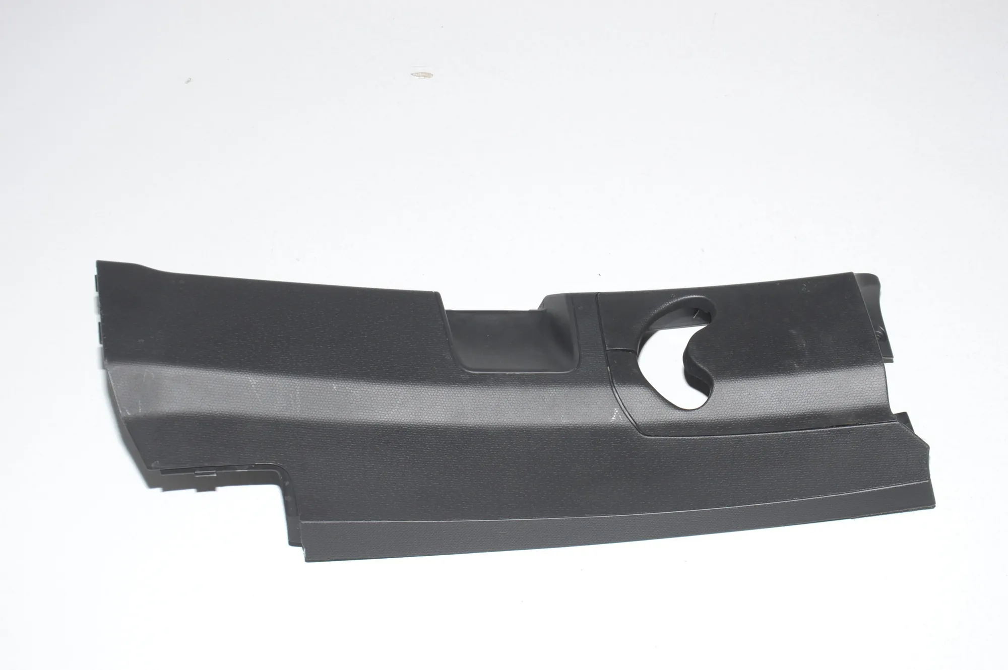 Right Side B Pillar Trim – OEM 51426998656 · BMW i3 (I01) BMW i3 (I01) Electric 2019 – 2