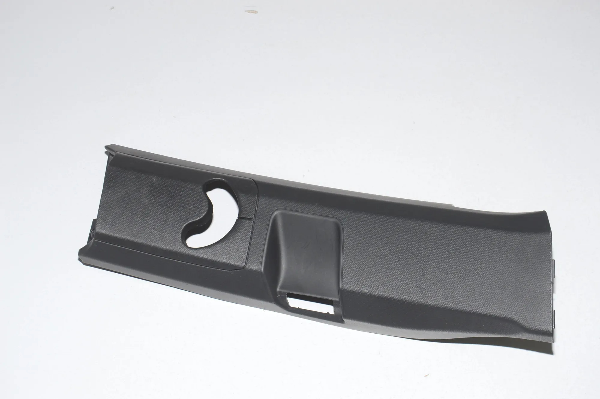 Right Side B Pillar Trim – OEM 51426998656 · BMW i3 (I01) BMW i3 (I01) Electric 2019