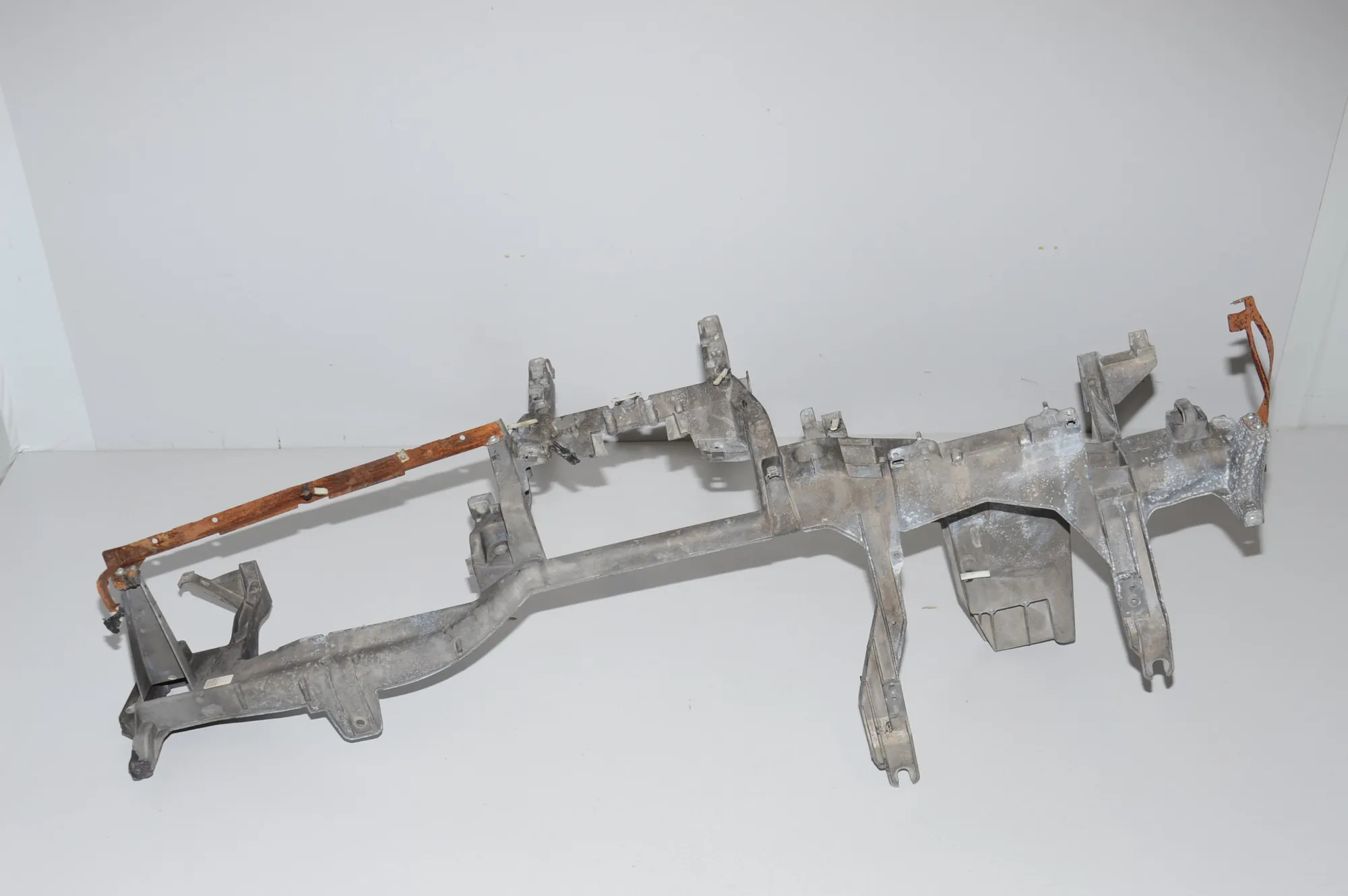 Dashboard Frame – OEM 51459286198 · BMW i8 (I12) BMW i8 (I12) hybrid 2014 – 4