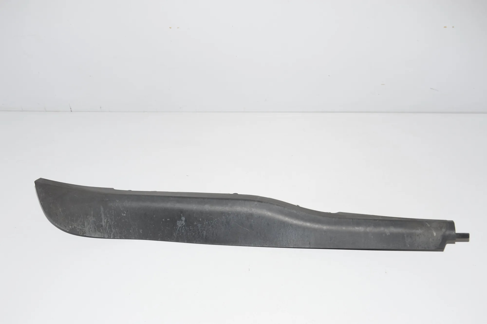 Left Side Plastic Sideskirt Cover – OEM 51477314937 · BMW i8 (I12) BMW i8 (I12) hybrid 2014