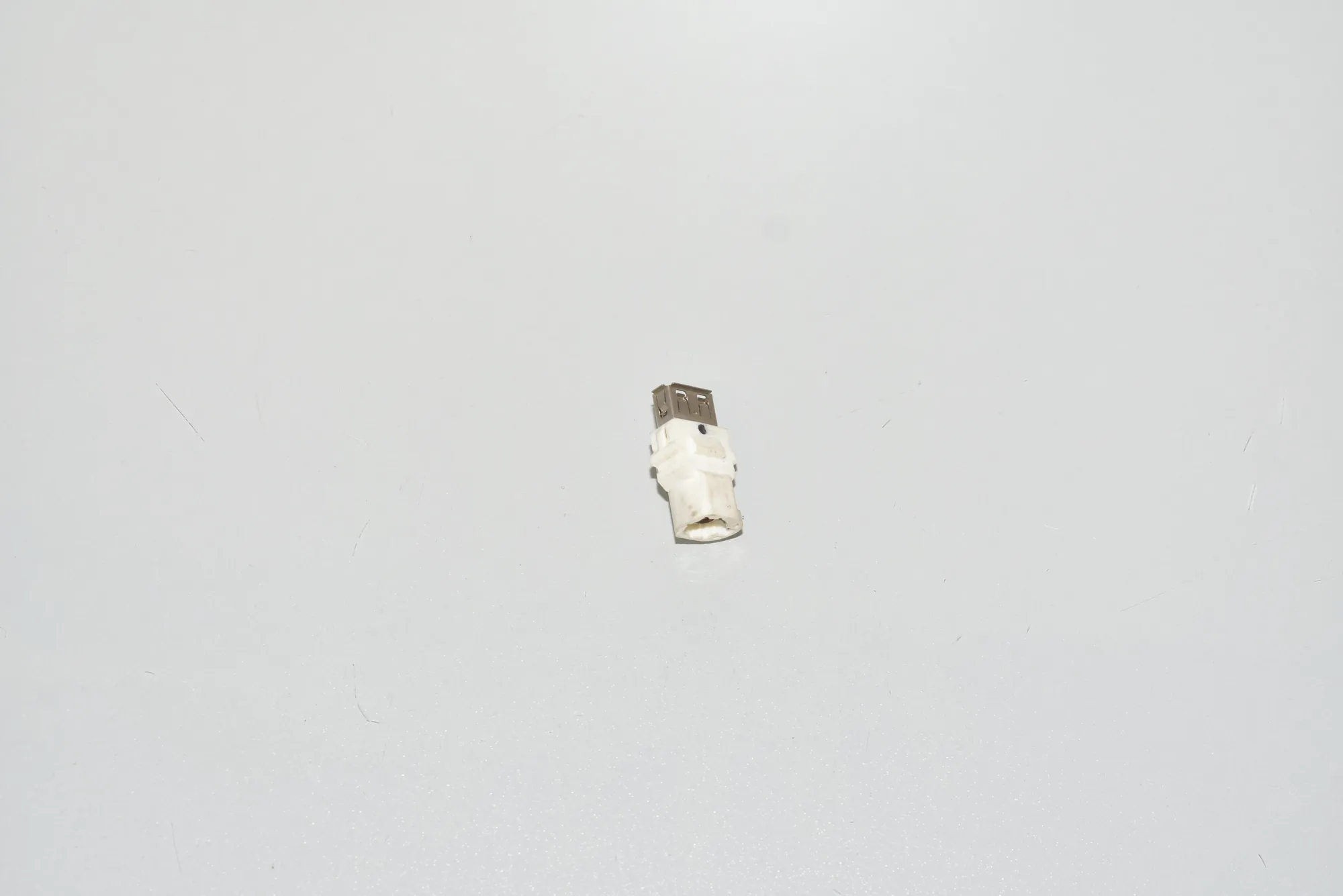 USB – OEM 9390501 · BMW 6 Gran Turismo (G32) (2017 - -) 640 i 2018 – 2