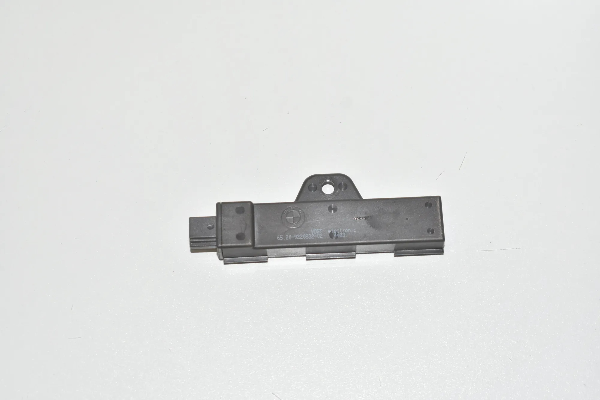 Antenna – OEM 65209220832 · BMW i3 (I01) BMW i3 (I01) Electric 2019 – 2
