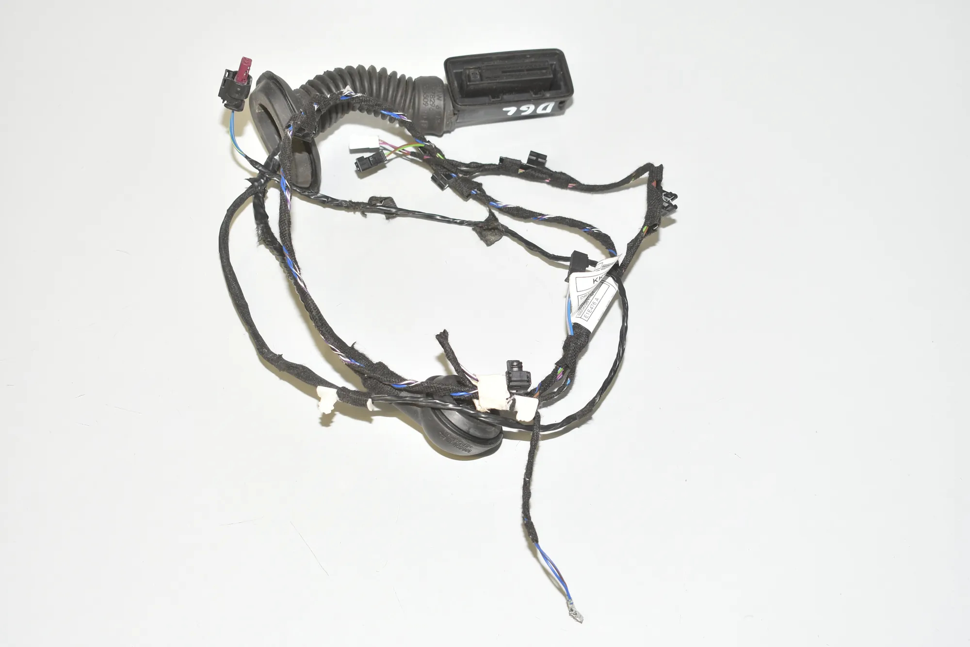 Rear Right Door Wiring – OEM 61128806980 · BMW i3 (I01) BMW i3 (I01) Electric 2019 – 3