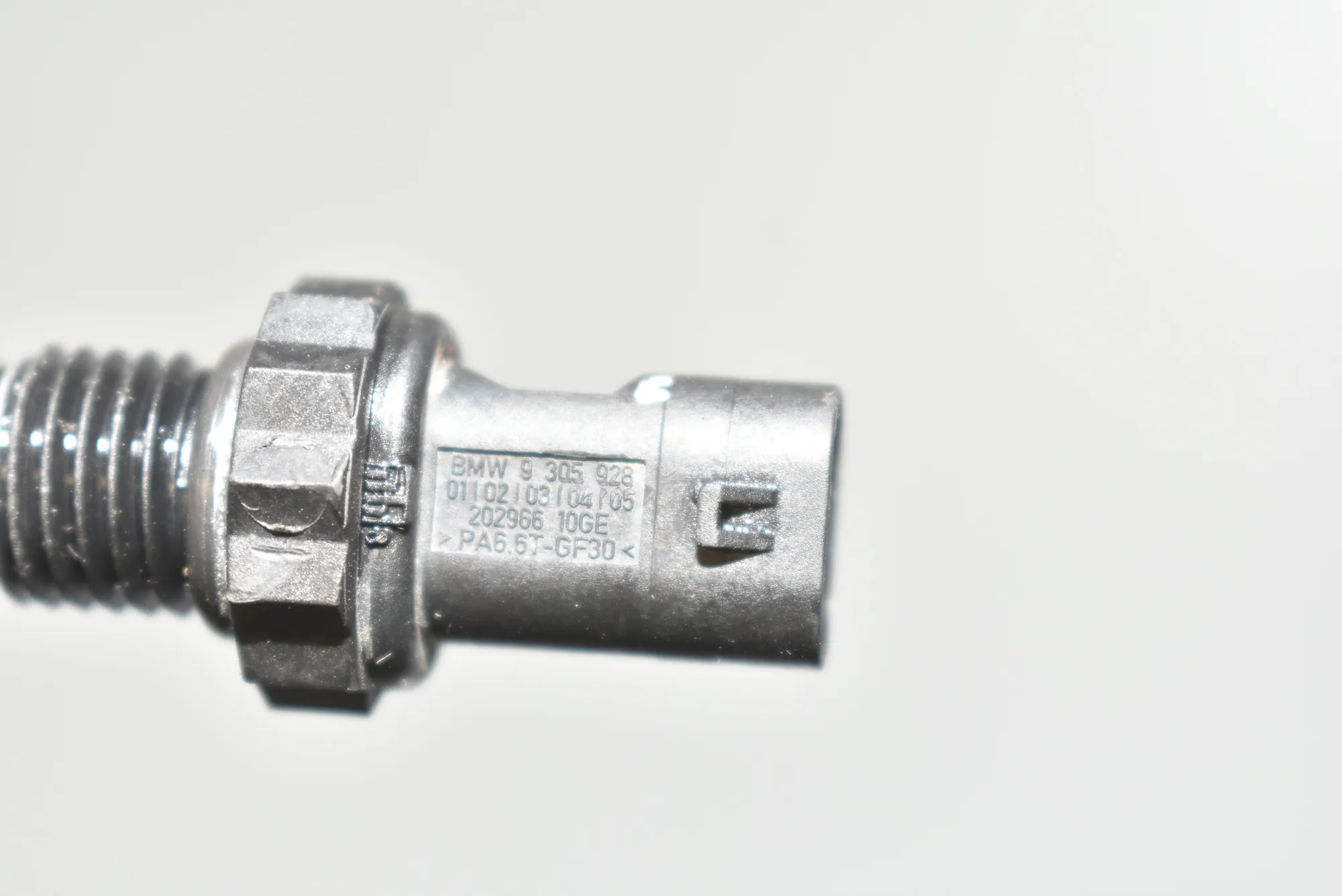 Temperature Sensor – OEM 9305928 · BMW i3 (I01) BMW i3 (I01) Electric 2019 – 4