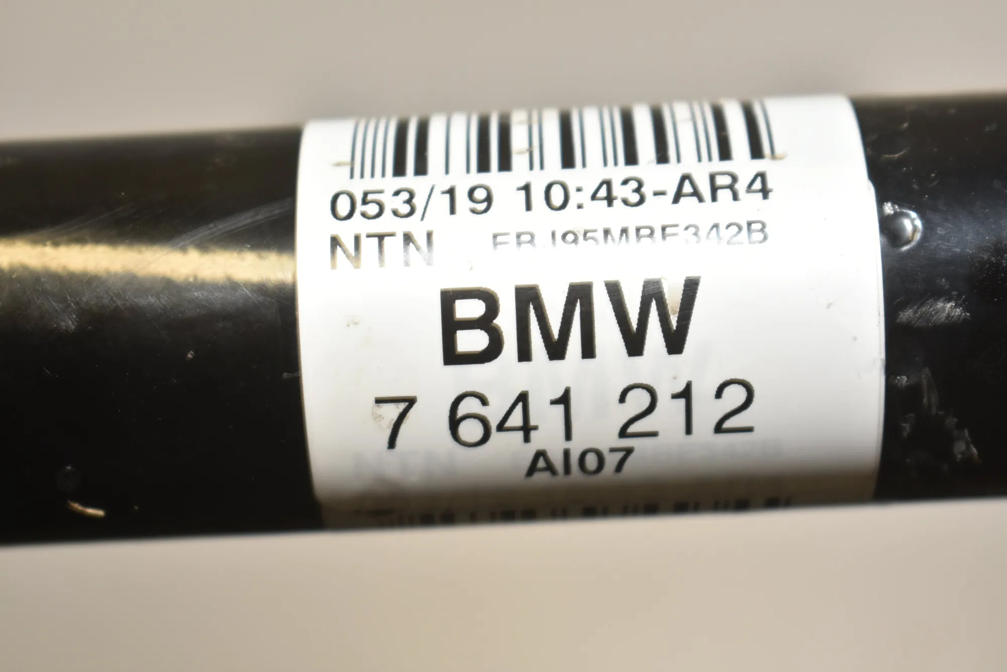 Rear Right Driveshaft – OEM 7641212 · BMW i3 (I01) BMW i3 (I01) Electric 2019 – 4