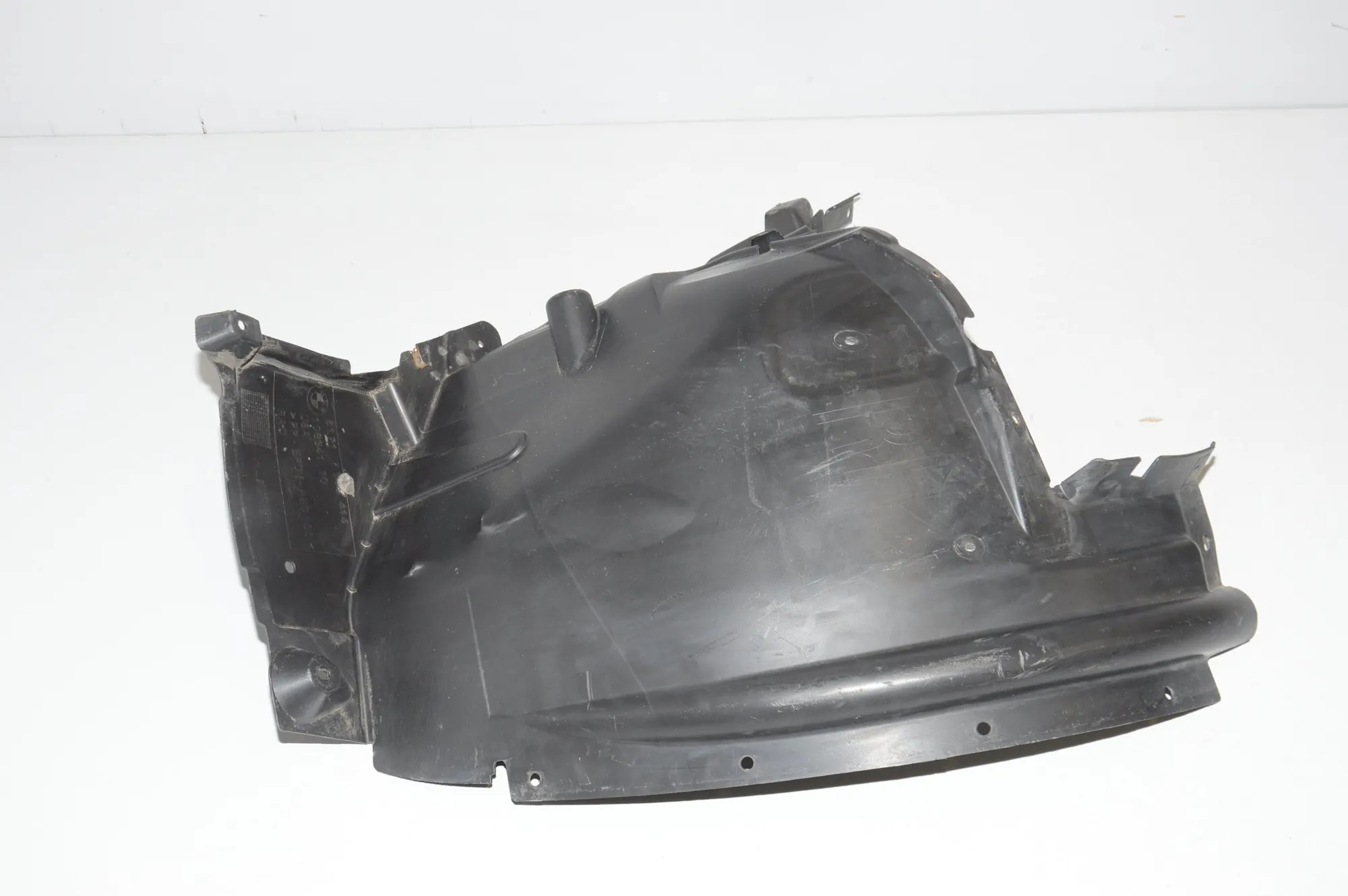 Front Right Arch Liner Rear Part – OEM 51717169414 · BMW X5 (E70) 3.0 sd 2009 – 4