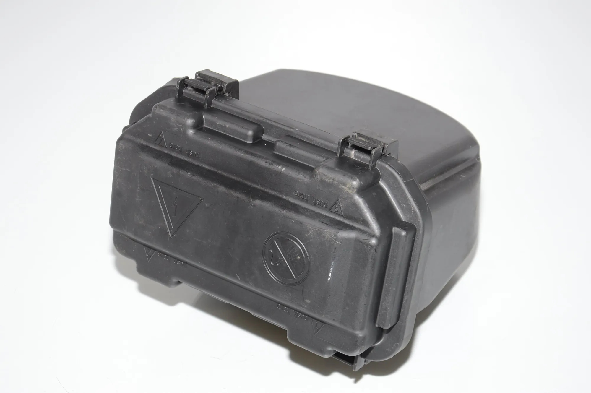 Fuse Box – OEM 61149224854 · BMW 3 (F30, F80) BMW 3 (F30, F80) 316 d 2013 – 2