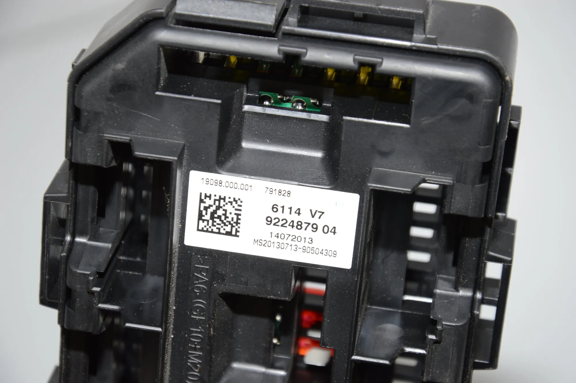 Fuse Box – OEM 61149224866 · BMW 3 (F30, F80) BMW 3 (F30, F80) 316 d 2013 – 5