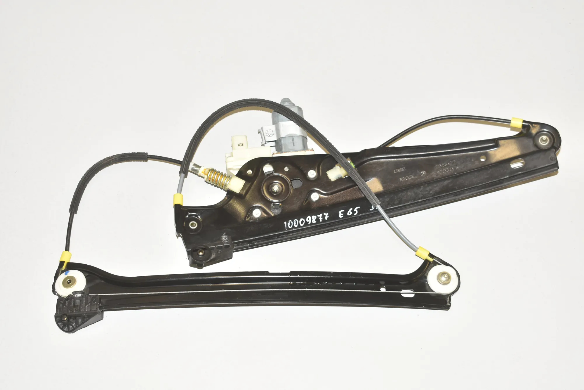 Front Right Door Window Regulator – OEM 7138862 · BMW 7 (E65, E66, E67) 730 Ld 2005 – 2