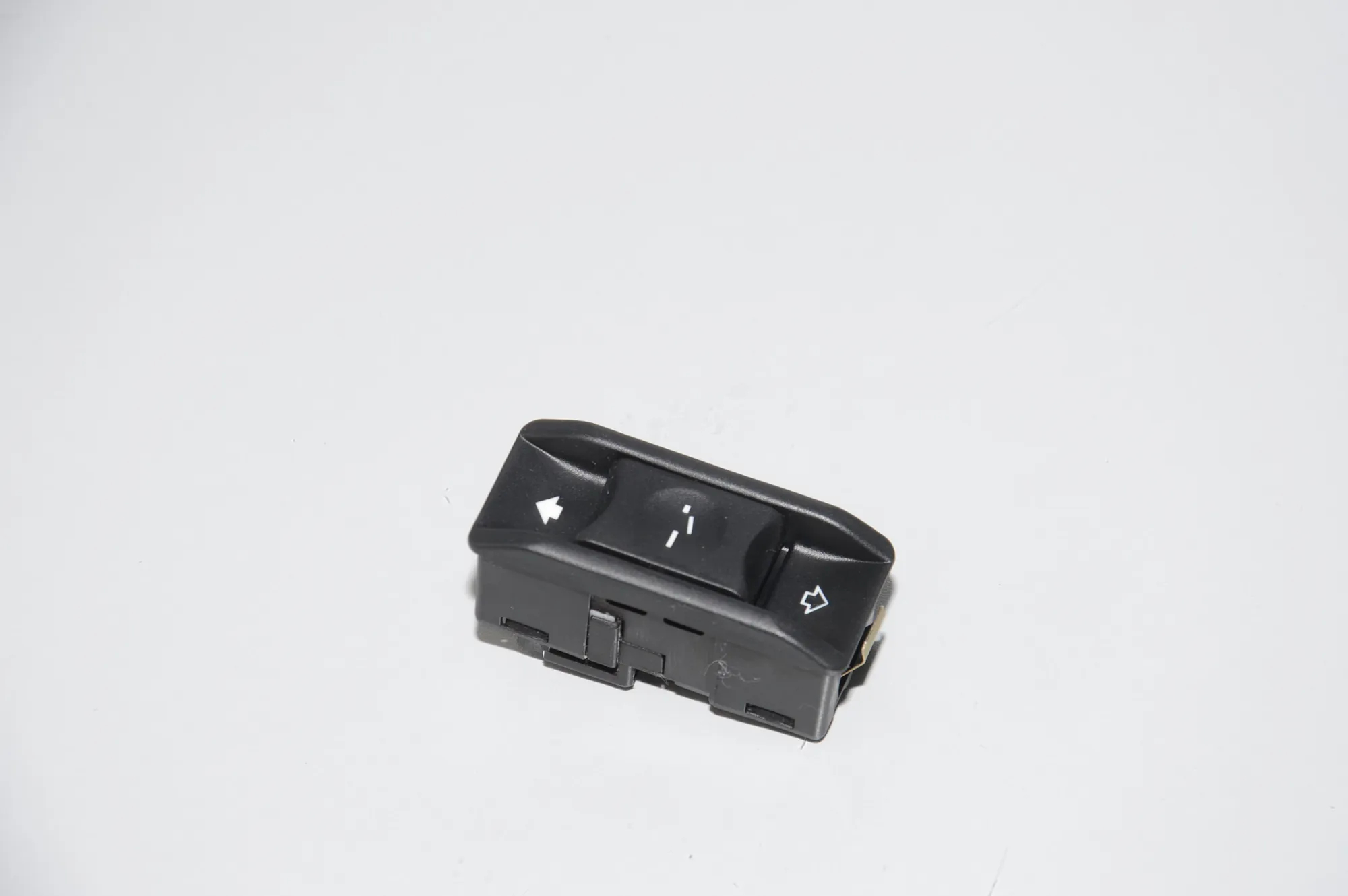 Switches – OEM 61316907288 · BMW X5 (E53) 4.6 is 2003