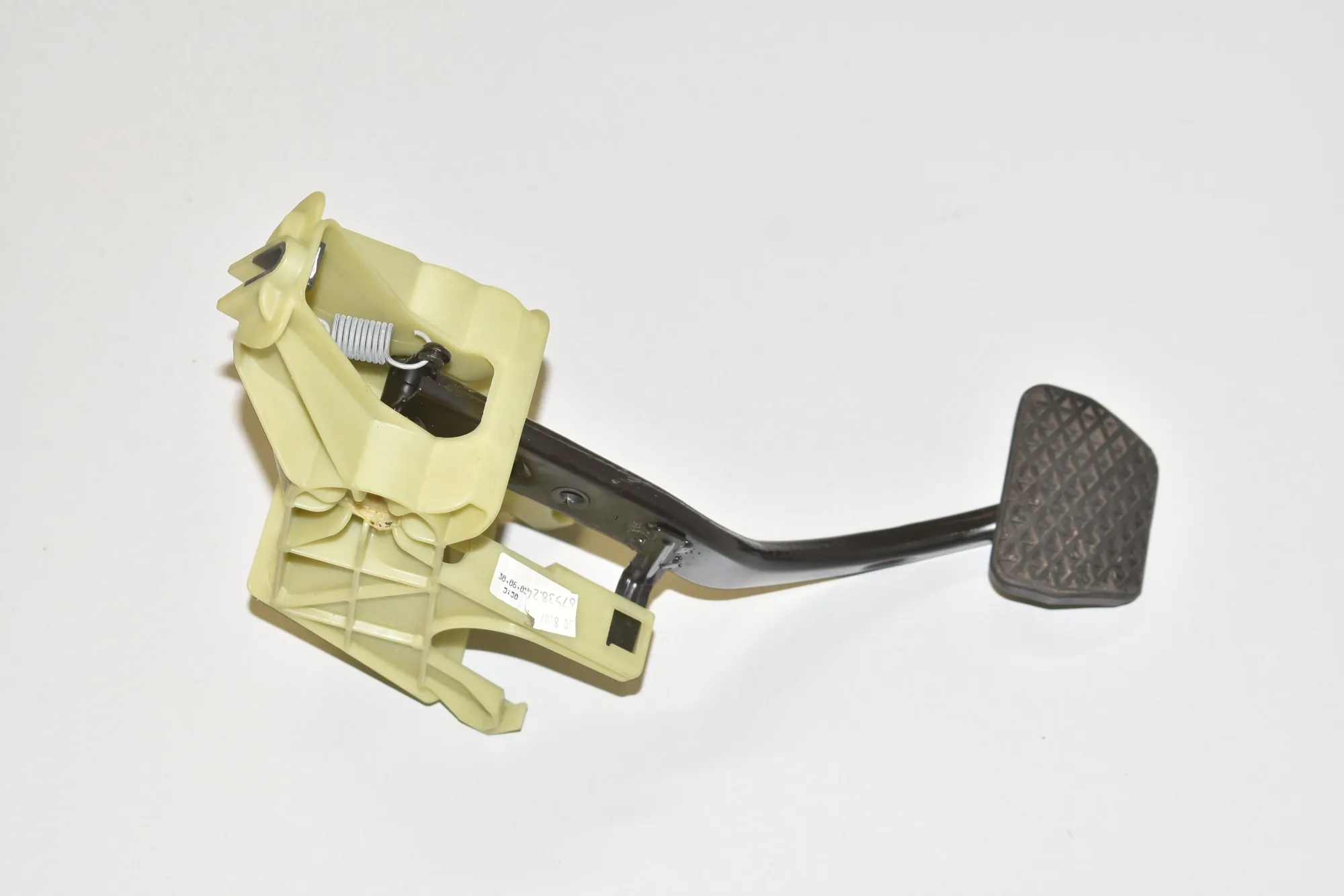 Brake Pedal – OEM 6753824 · BMW 7 (E65, E66, E67) 730 Ld 2005 – 3