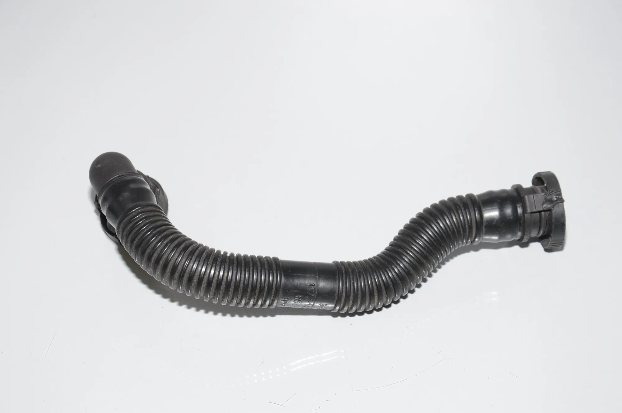 Pipe Hose – OEM 11721438102 · BMW X5 (E53) 4.6 is 2003