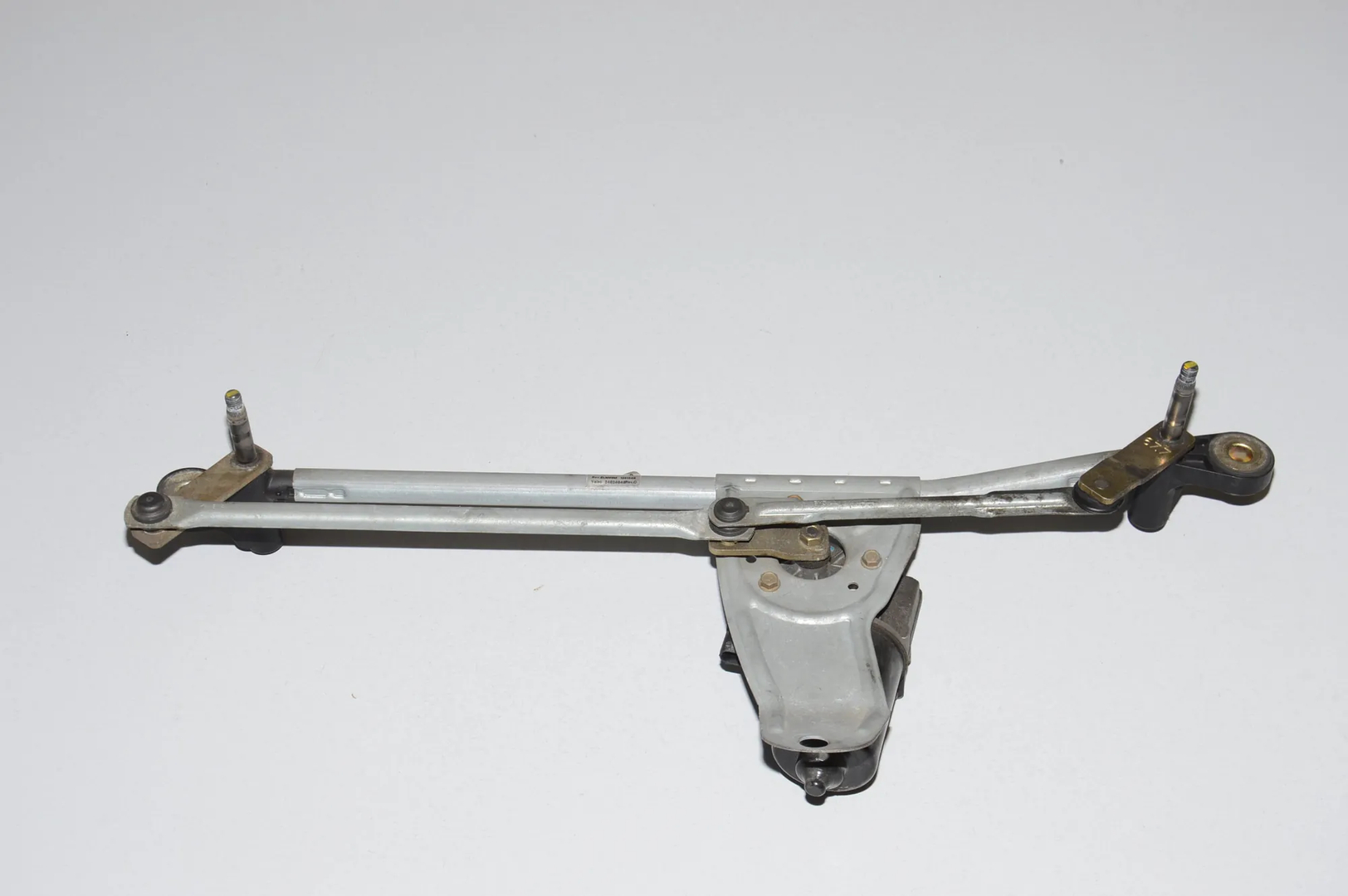 Front Windshield Wiper Mechanism – OEM 61617046571 · BMW X5 (E53) 4.6 is 2003 – 3