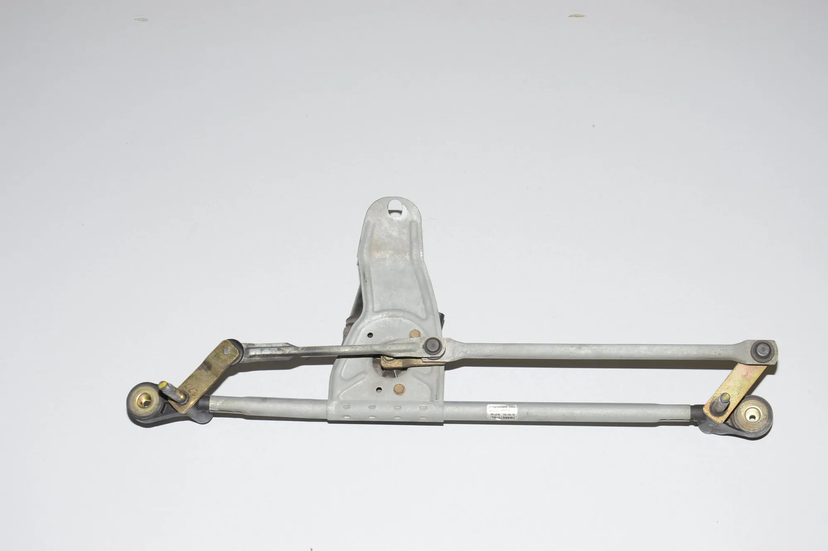 Front Windshield Wiper Mechanism – OEM 61617046571 · BMW X5 (E53) 4.6 is 2003 – 4