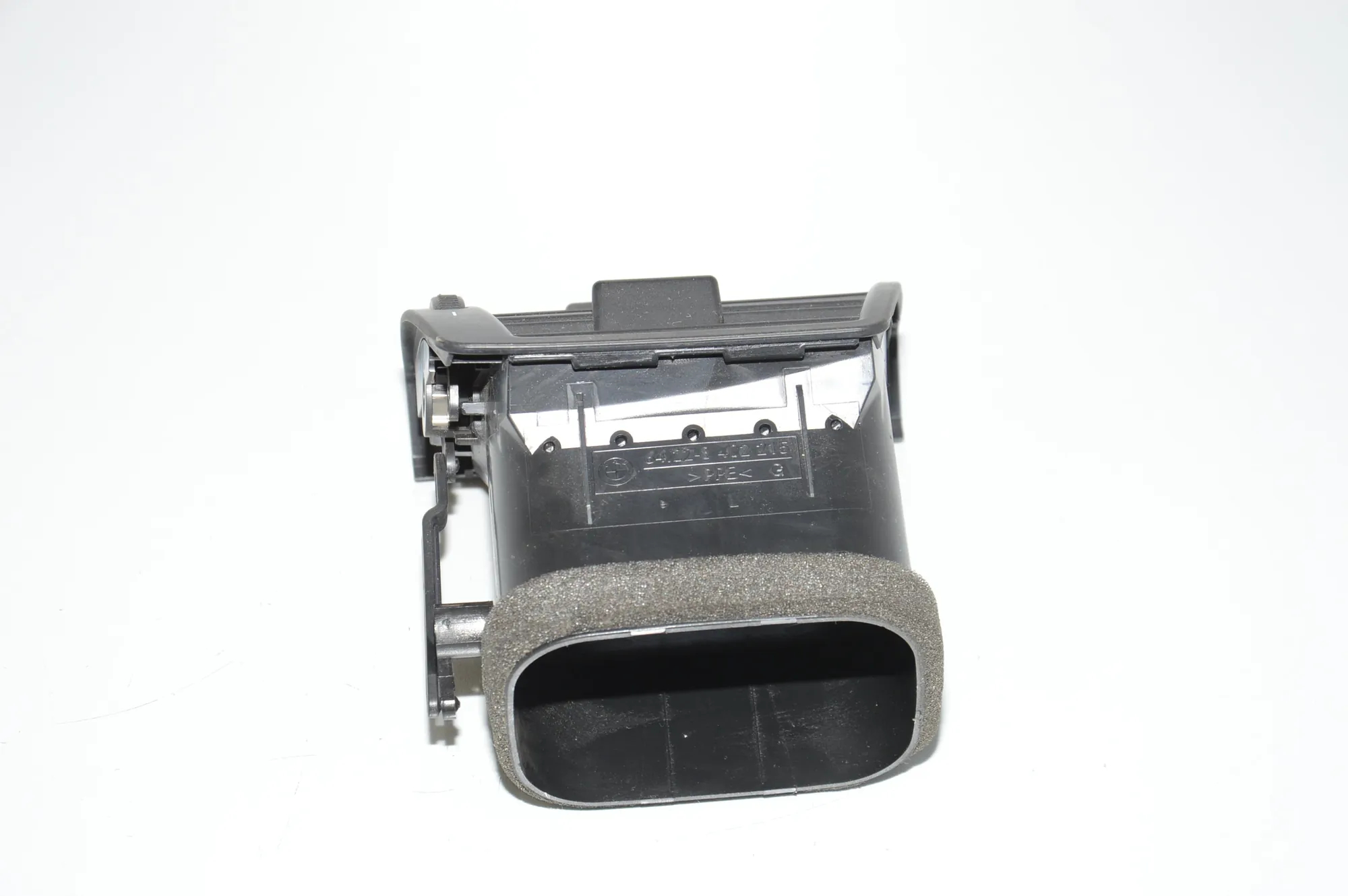 Dashboard Air Vents – OEM 64228402215 · BMW X5 (E53) 4.6 is 2003 – 3