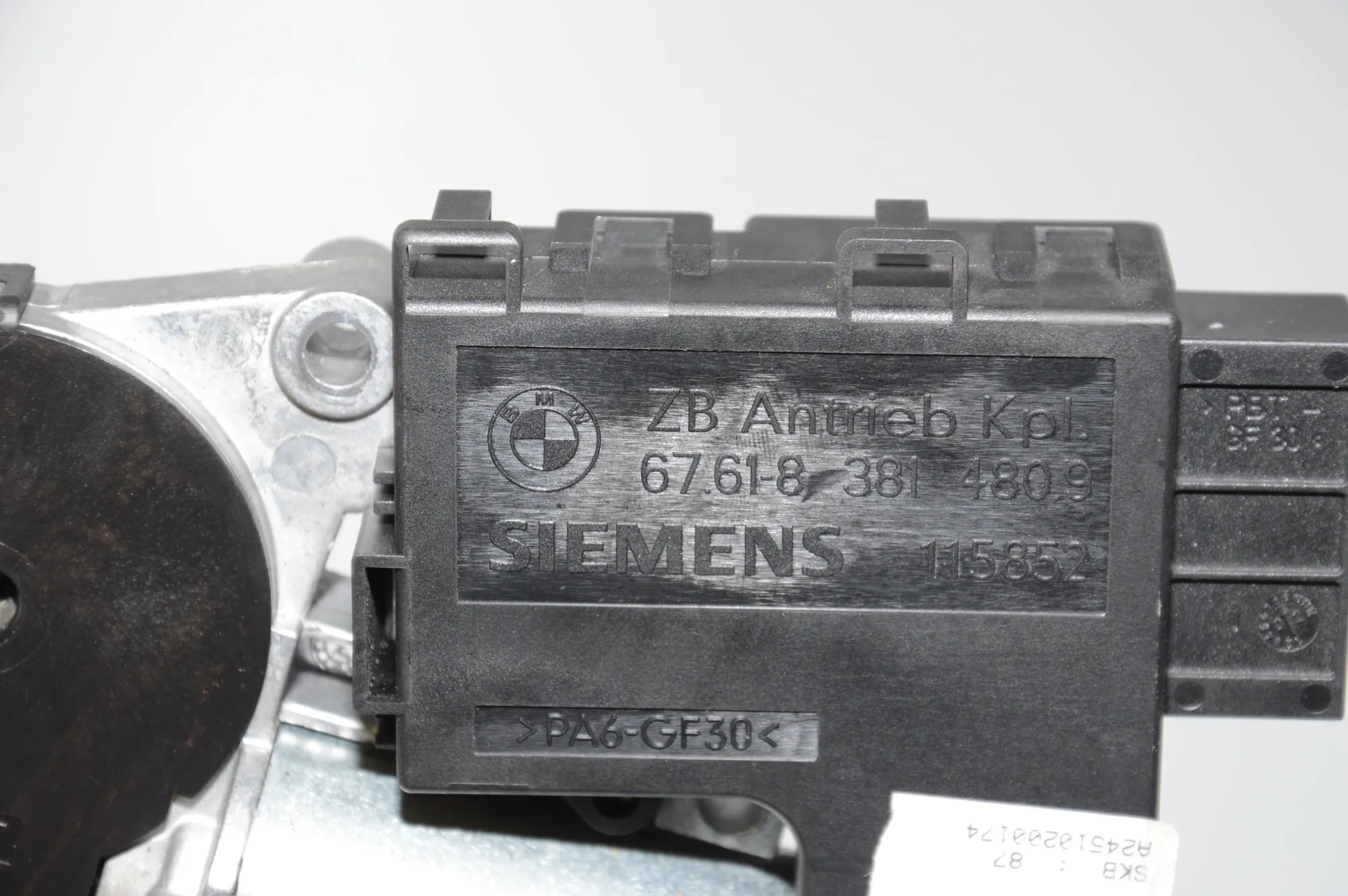 Sunroof Control Module – OEM 67618381480 · BMW X5 (E53) 4.6 is 2003 – 6