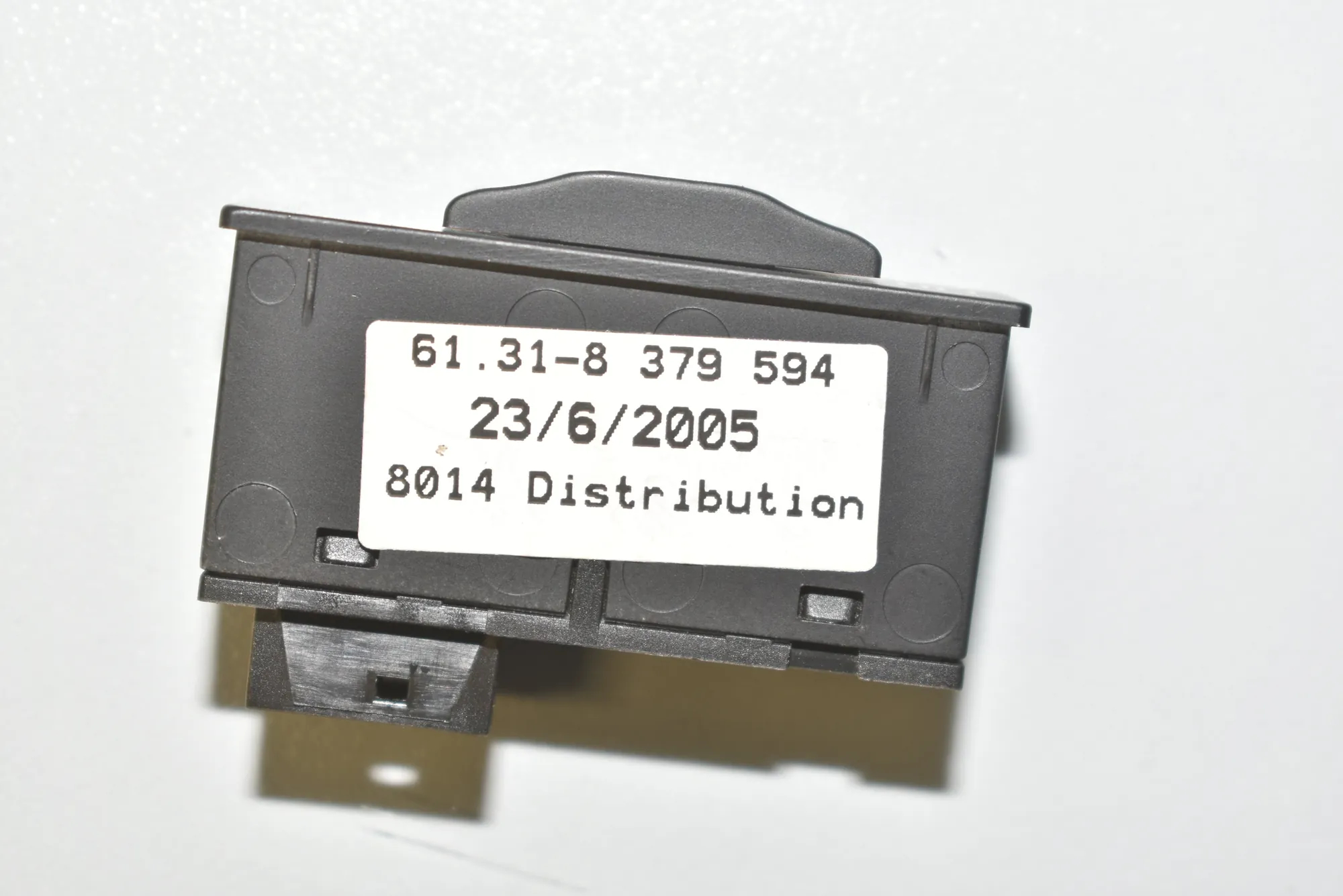 Switches – OEM 8379594 · BMW 7 (E65, E66, E67) 730 Ld 2005 – 4