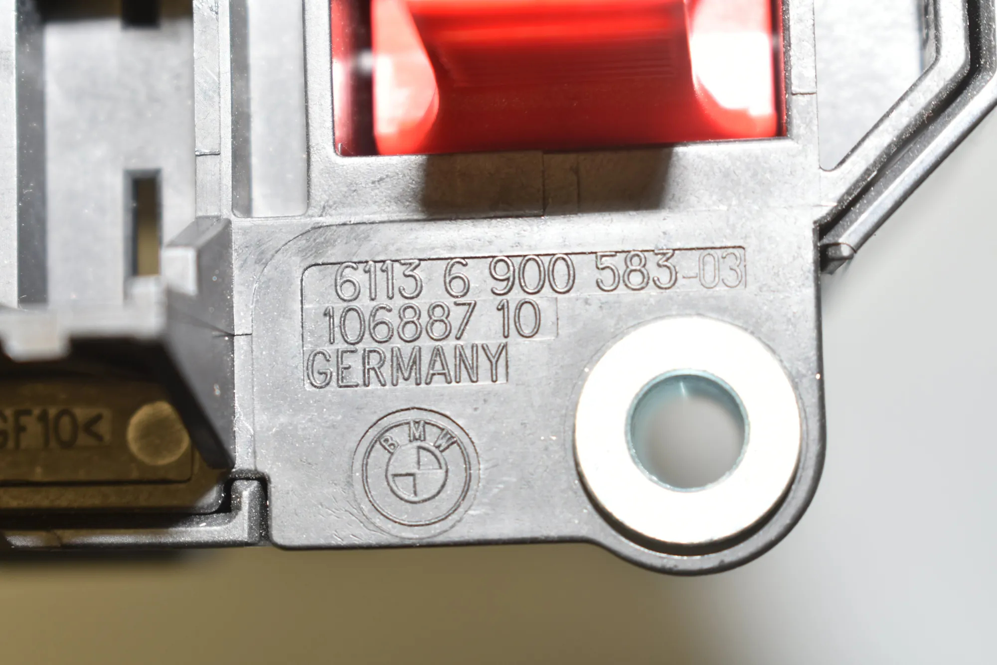 Fuse Box – OEM 61136900583 · BMW 7 (E65, E66, E67) 730 Ld 2005 – 4