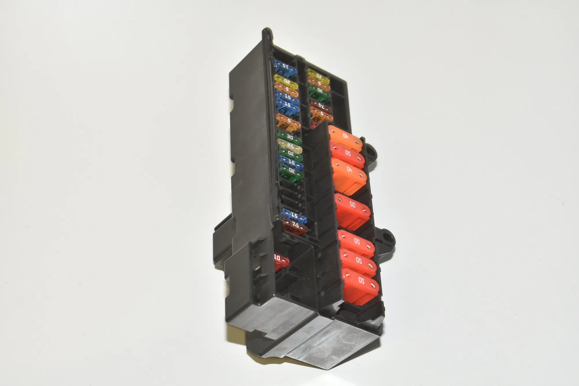 Fuse Box – OEM 6900582 · BMW 7 (E65, E66, E67) 730 Ld 2005 – 2