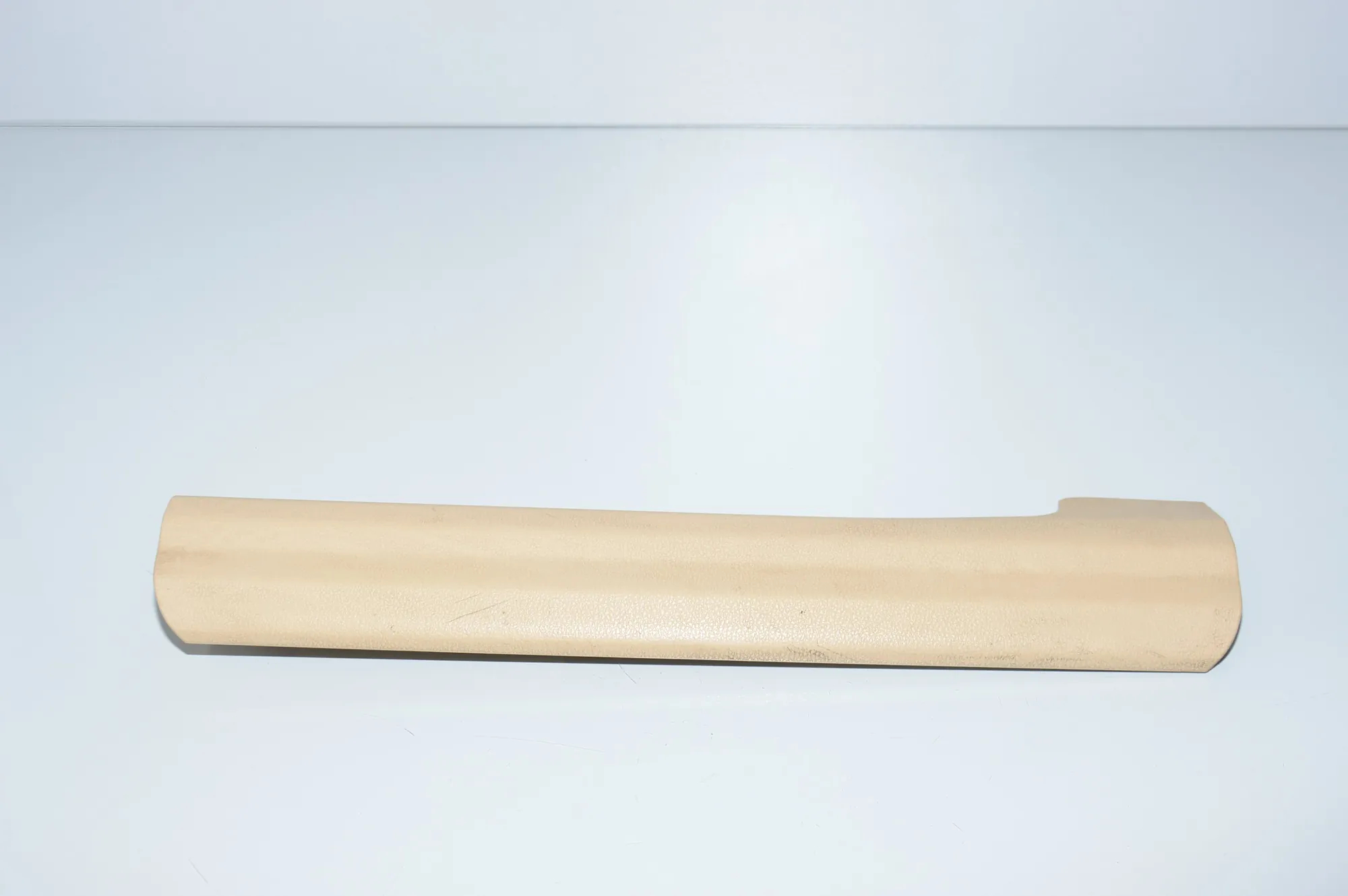 Front Left Interior Step Trim – OEM 9138915 · BMW 5 Gran Turismo (F07) 530 d 2010