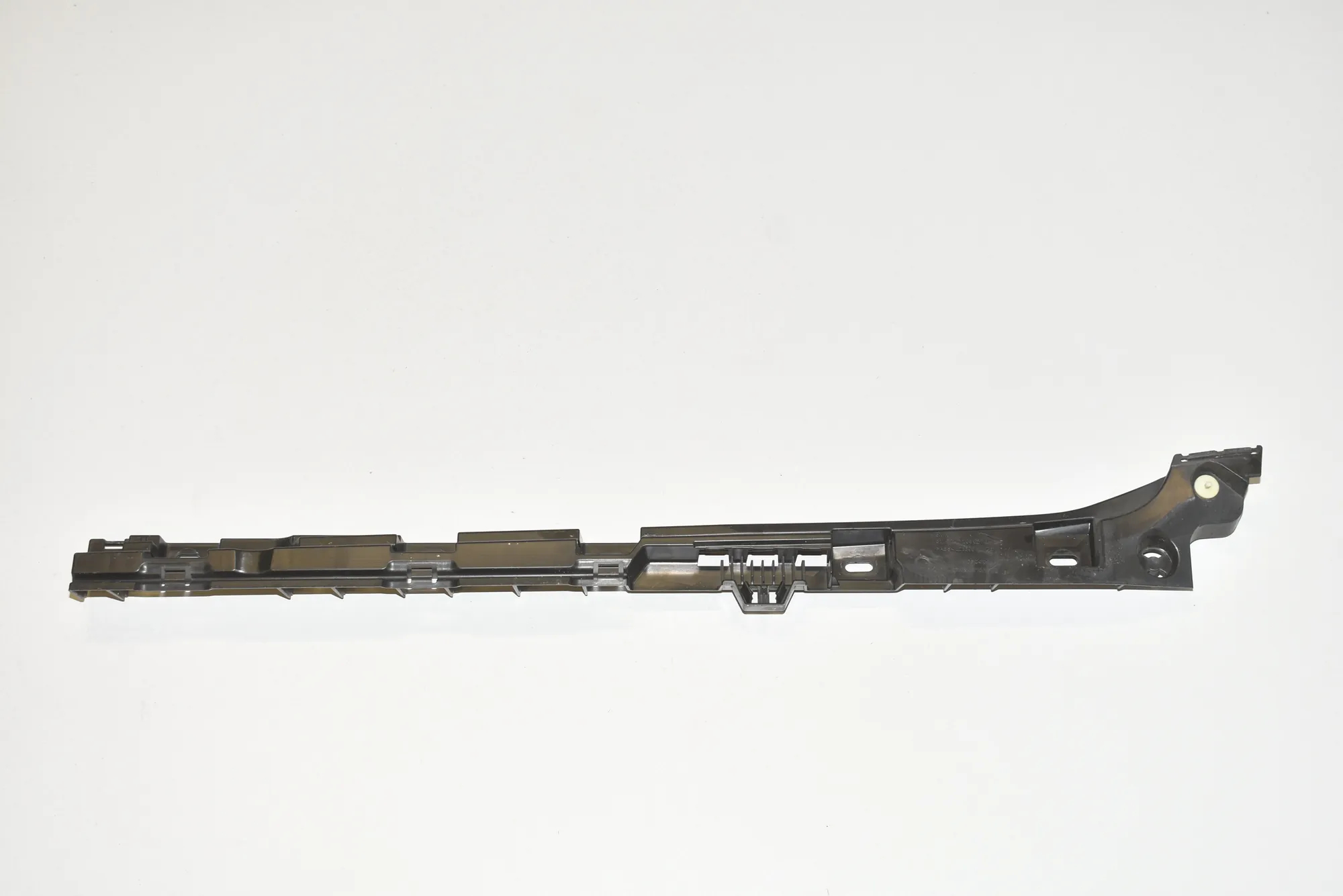 Sideskirt Bracket – OEM 51777204021 · BMW 5 (F10) 525 d 2010
