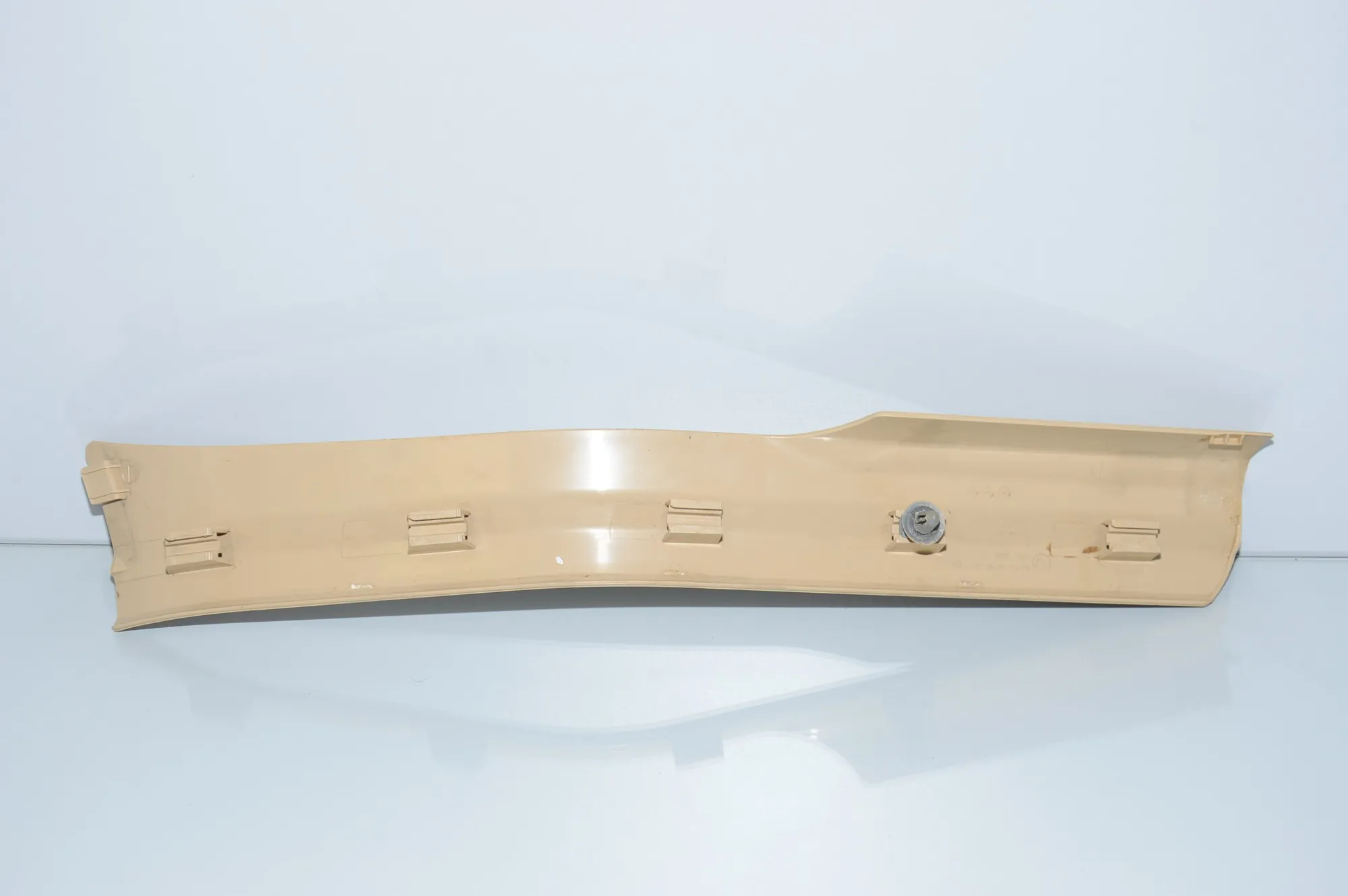 Rear Left Interior Step Trim – OEM 9138917 · BMW 5 Gran Turismo (F07) 530 d 2010 – 3