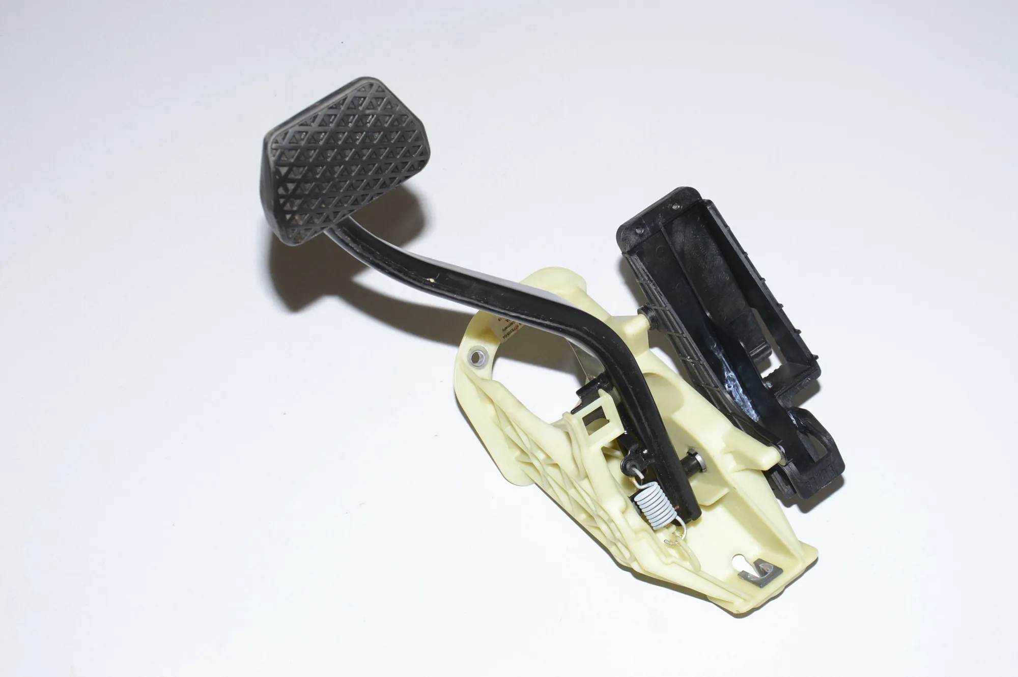 Brake Pedal – OEM 6775368 · BMW 5 Gran Turismo (F07) 530 d 2010
