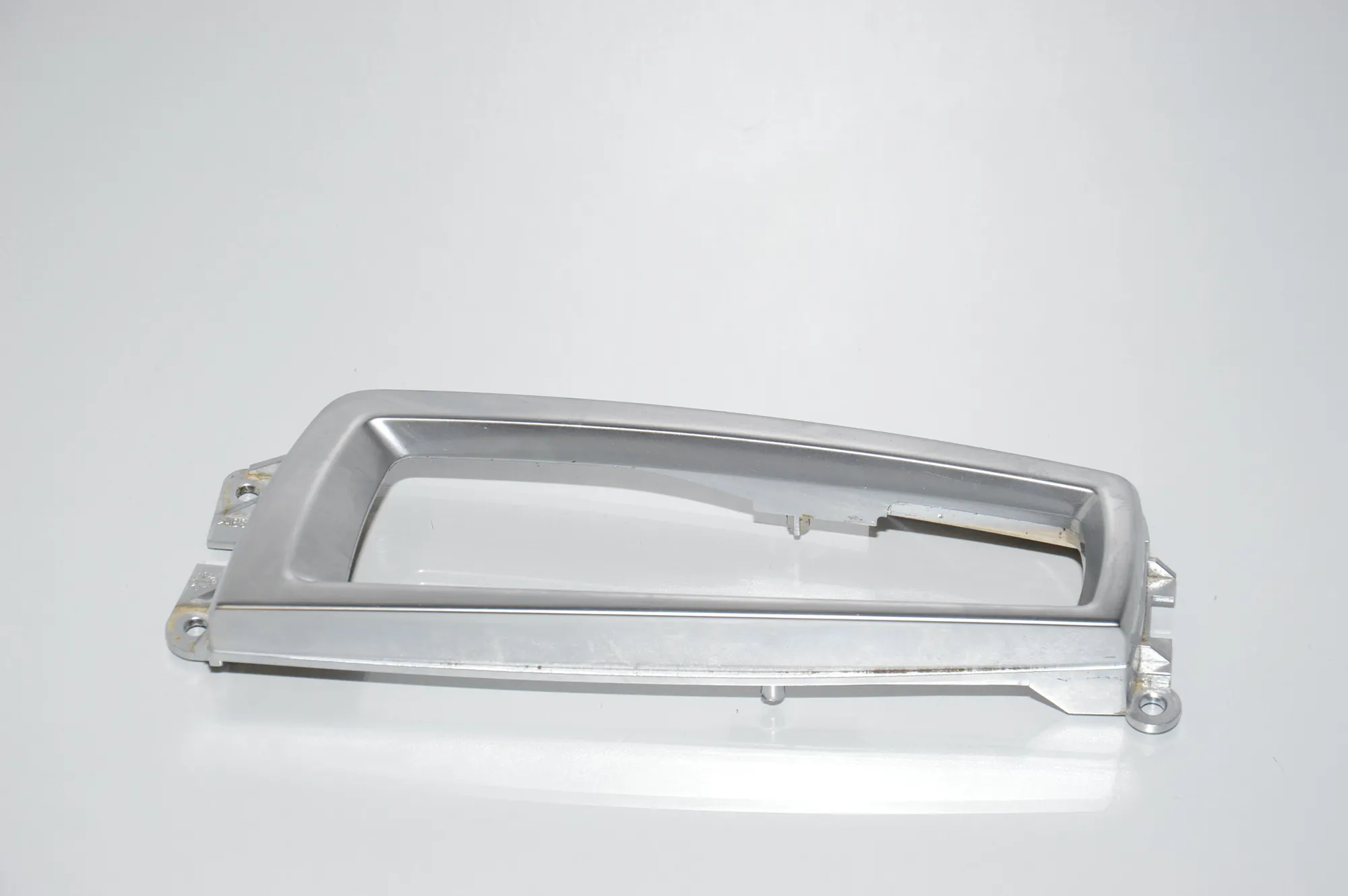 Gear Shifting Level Plastic Trim – OEM 61319189064 · BMW 5 Gran Turismo (F07) 530 d 2010 – 2
