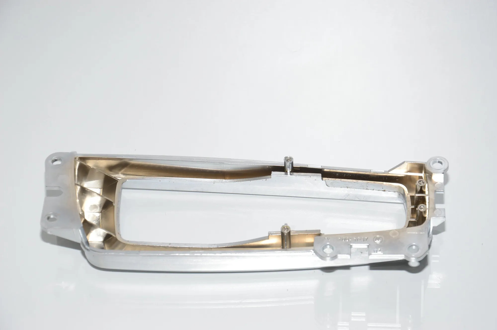Gear Shifting Level Plastic Trim – OEM 61319189064 · BMW 5 Gran Turismo (F07) 530 d 2010 – 4