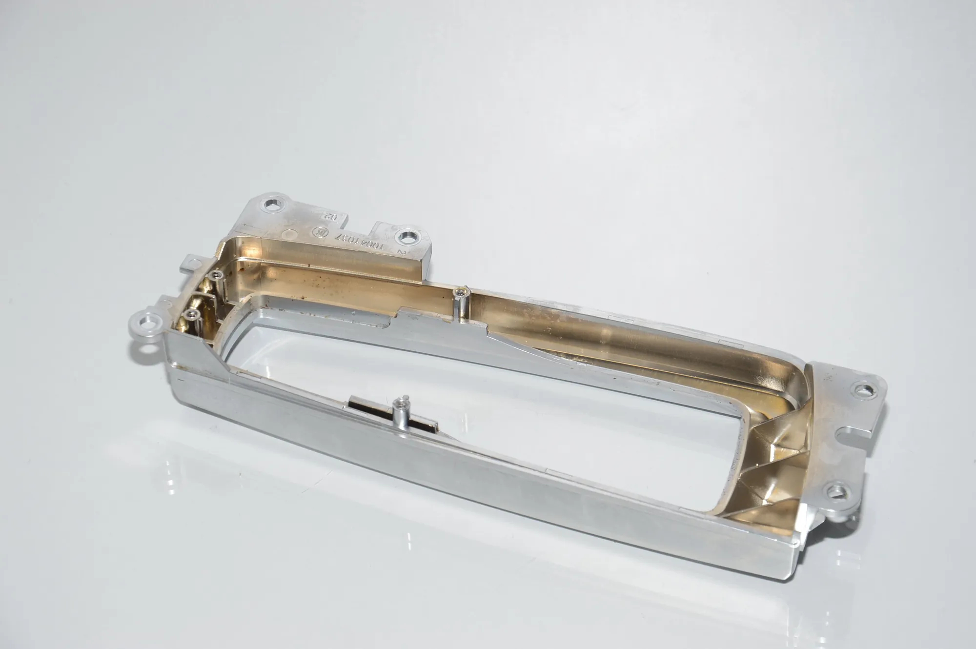 Gear Shifting Level Plastic Trim – OEM 61319189064 · BMW 5 Gran Turismo (F07) 530 d 2010 – 3