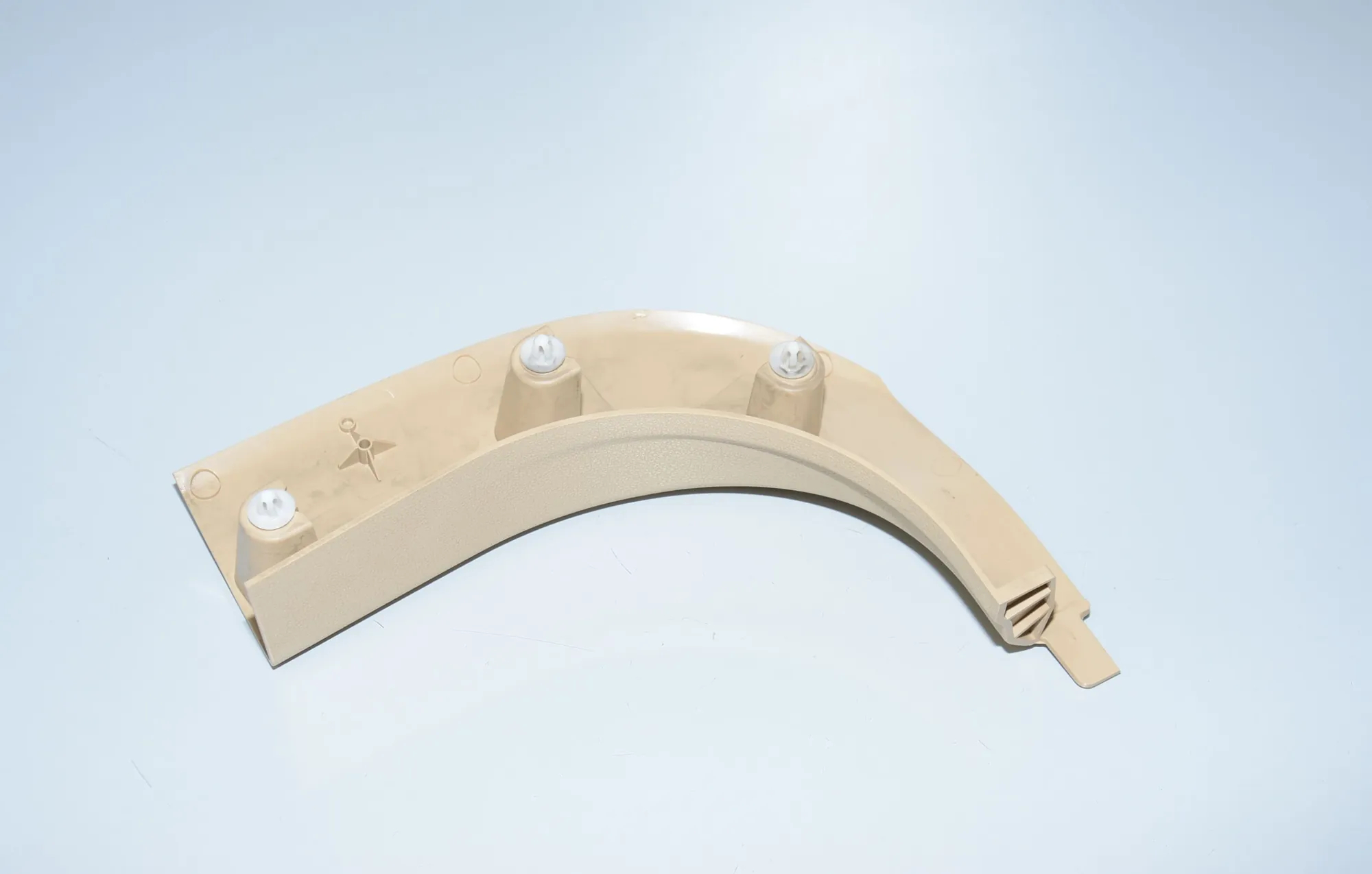 Front Right Interior Step Trim – OEM 9138942 · BMW 5 Gran Turismo (F07) 530 d 2010 – 3