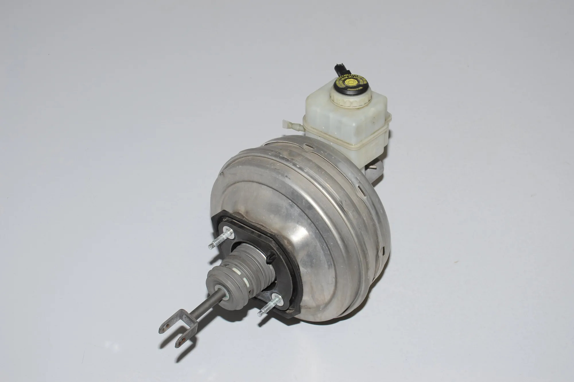 Brake Servo Booster – OEM 6786685 · BMW 5 Gran Turismo (F07) 530 d 2010 – 3