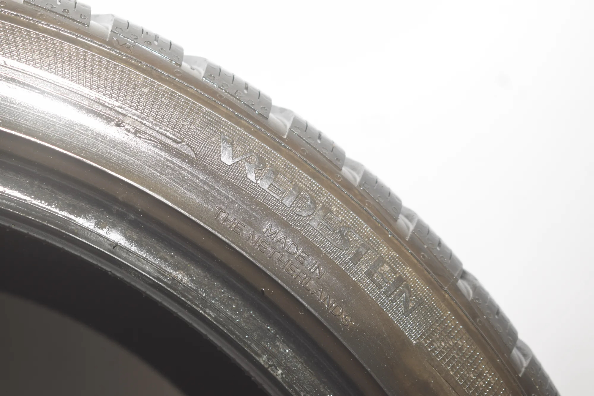 Tire · BMW X6 (F16, F86) BMW X6 (F16, F86) xDrive 35 i 2018 – 3